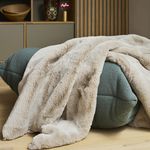 FUTURE HOME Plaid fausse fourrure 150x200 cm. Coloris disponibles : Beige, Gris, Vert, Marron