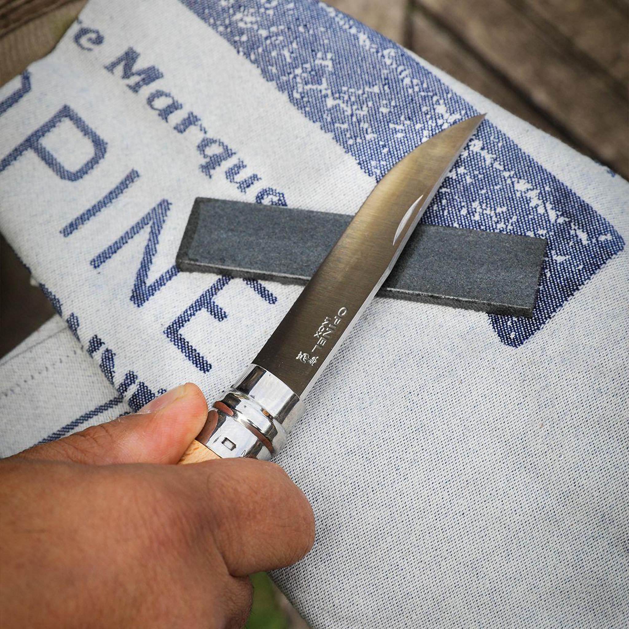 Voir la diapositive 4 : Opinel Aiguiseur couteau petite pierre naturelle 10 cm/10