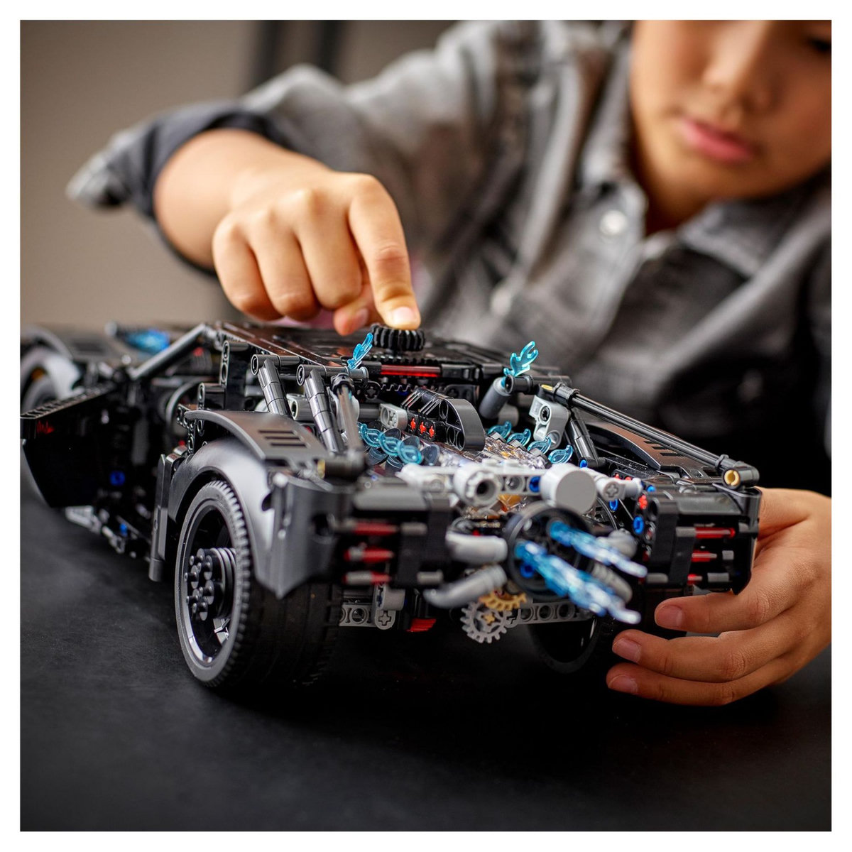 LEGO Technic 42127 Batmobile de Batman 