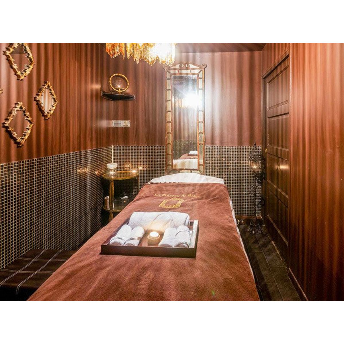 Smartbox Parenthèse bien-être en duo : séance de balnéo, savonnage du corps, manucure et beauté des pieds - Coffret Cadeau Bien-être