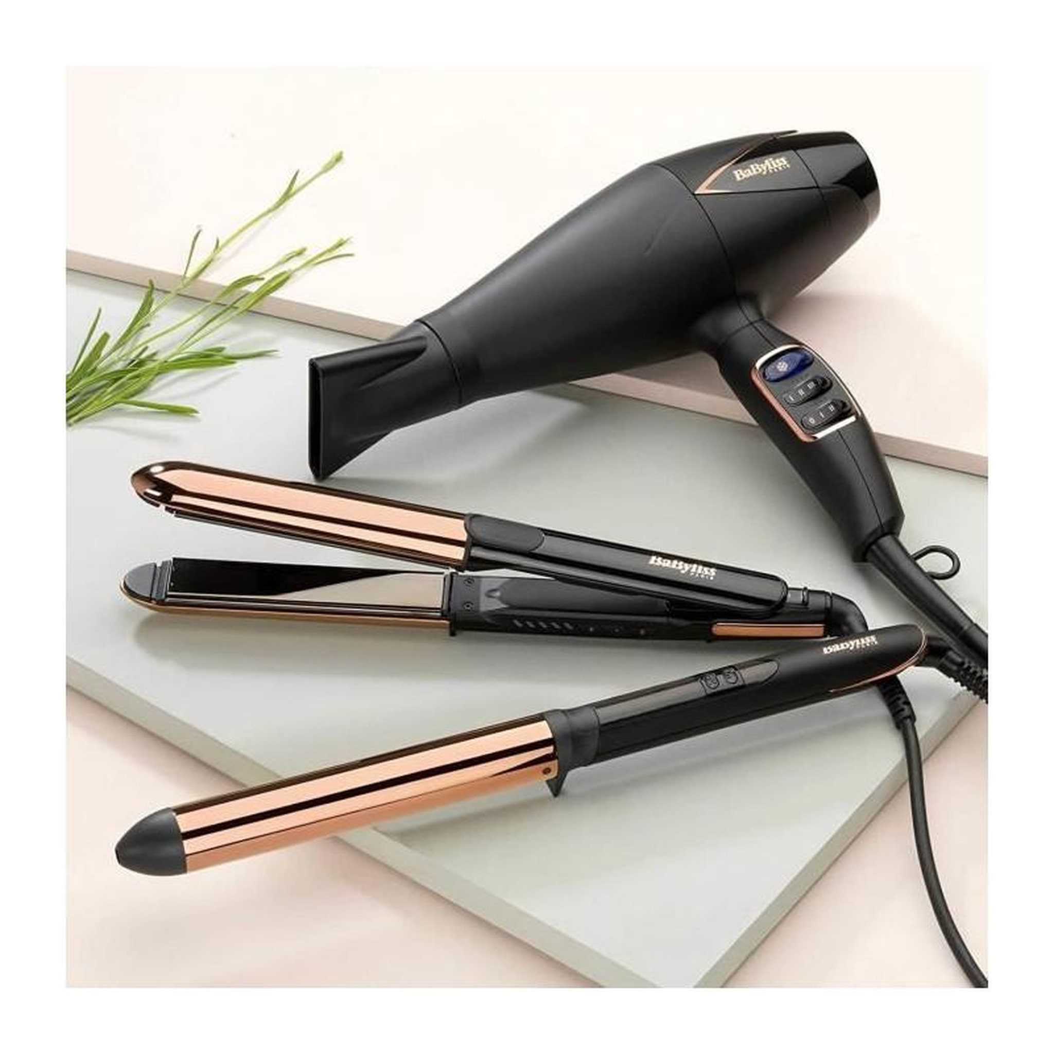 Voir la diapositive 5 : BABYLISS BaByliss ST482E - Lisseur BaByliss straight + curl brillance - 5 temperatures jusqua 235?C - Plaques 28 mm en titane veritable