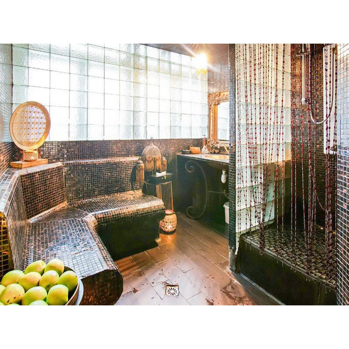 Smartbox Parenthèse bien-être avec massage, gommage, hammam, manucure et beauté des pieds à Paris - Coffret Cadeau Bien-être