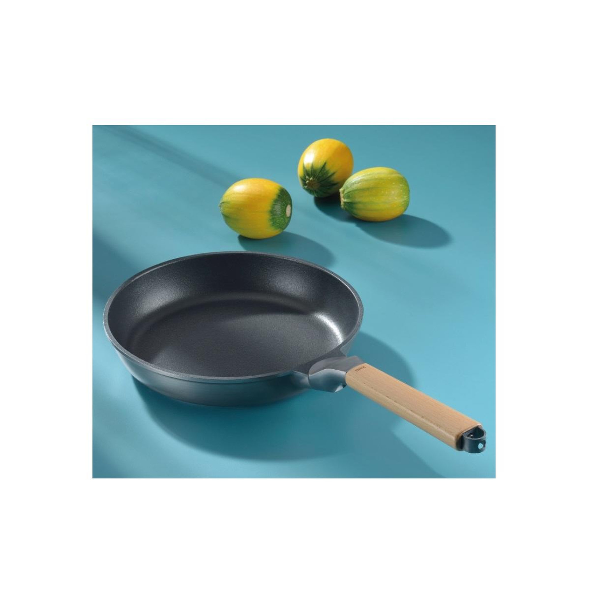 Voir la diapositive 3 : Kela line Poêle fonte d'aluminium recyclée 20cm - 10083