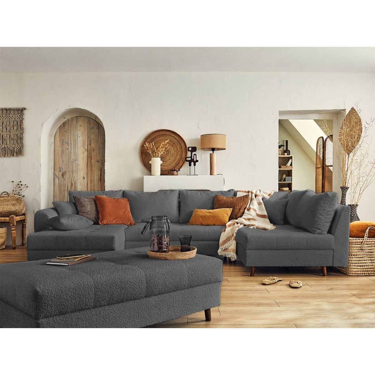 LISA DESIGN Rune - canapé panoramique d'angle droit - 7 places - avec pouf d'appoint - en tissu bouclette