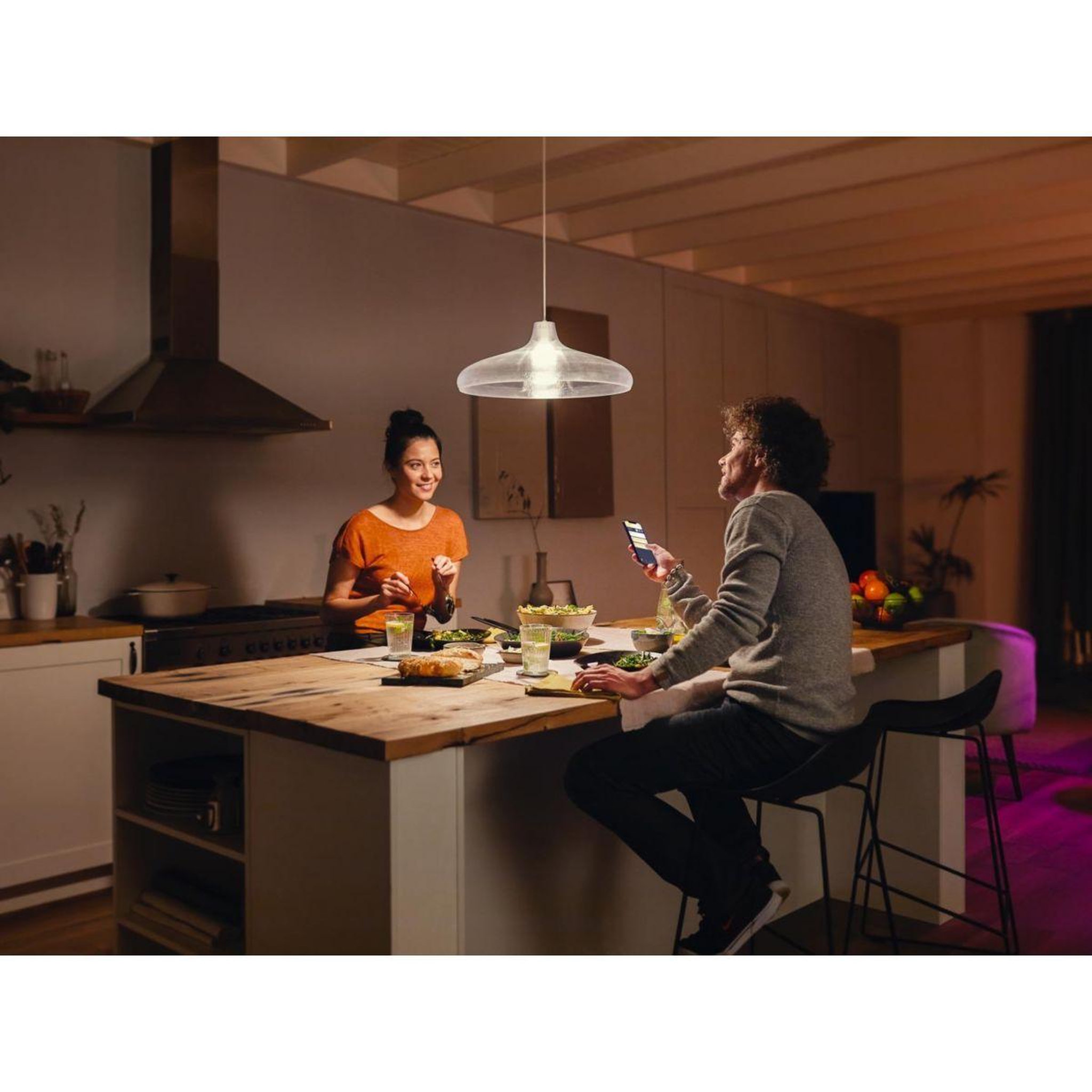 Voir la diapositive 3 : Philips Ampoule LED connectée HUE White E27 100W