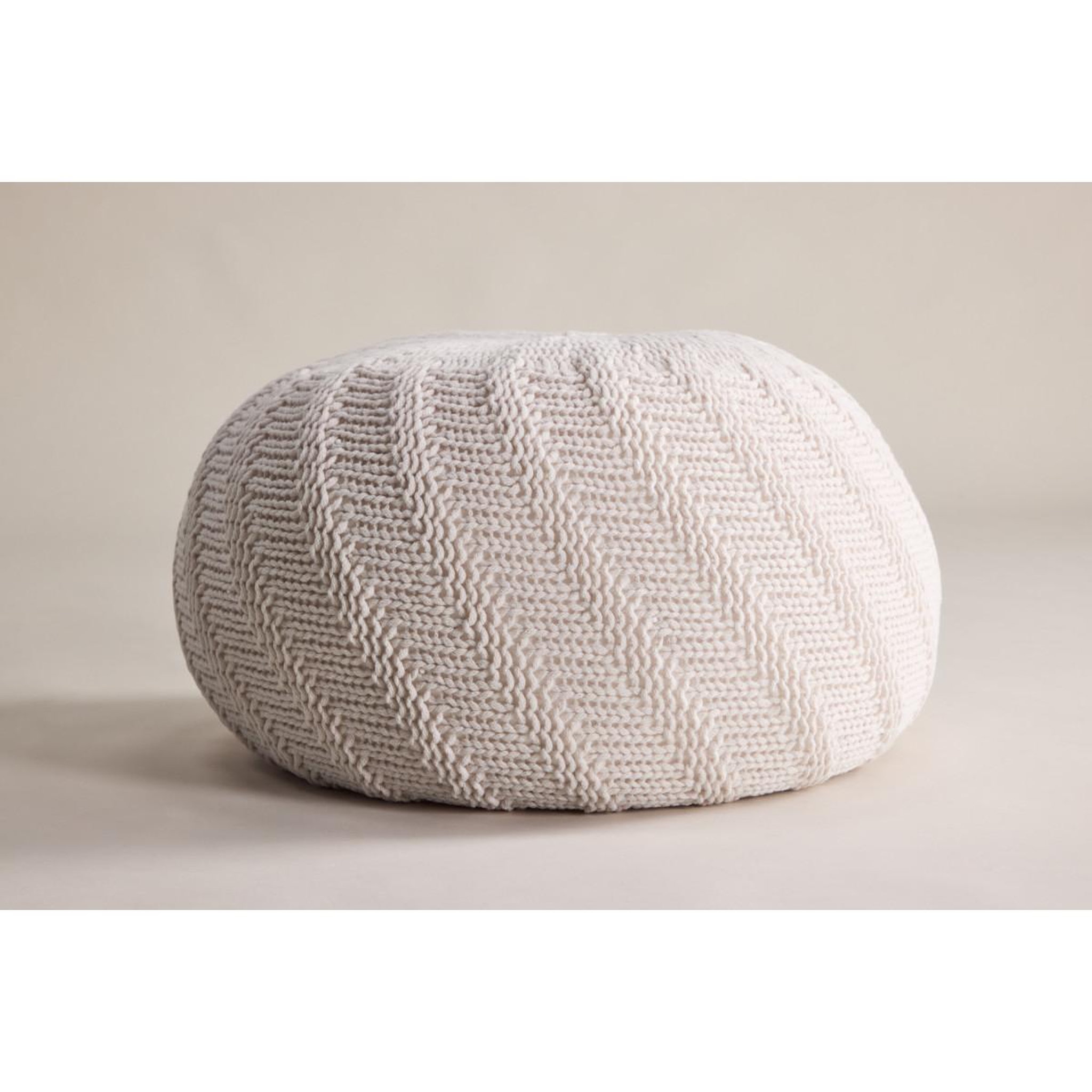 Voir la diapositive 4 : Paris Prix Pouf rond design  ted  45cm blanc cassé