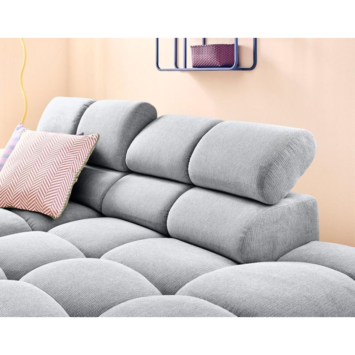 LISA DESIGN Matera - canapé d'angle droit 3 places avec têtières réglables en tissu texturé