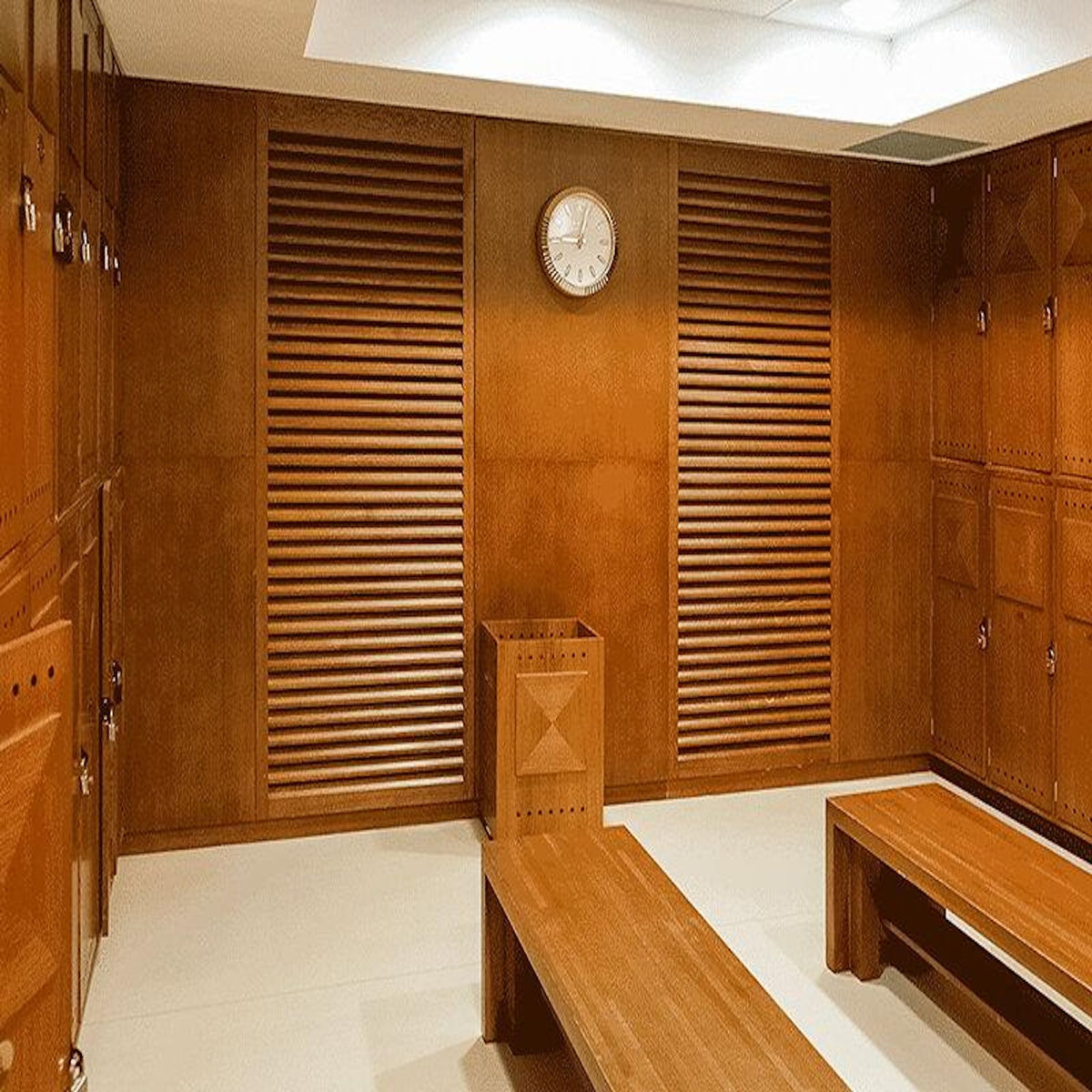 Smartbox Dans les coulisses du tennis : visite guidée du Stade Roland Garros à Paris pour 2 adultes - Coffret Cadeau Sport & Aventure