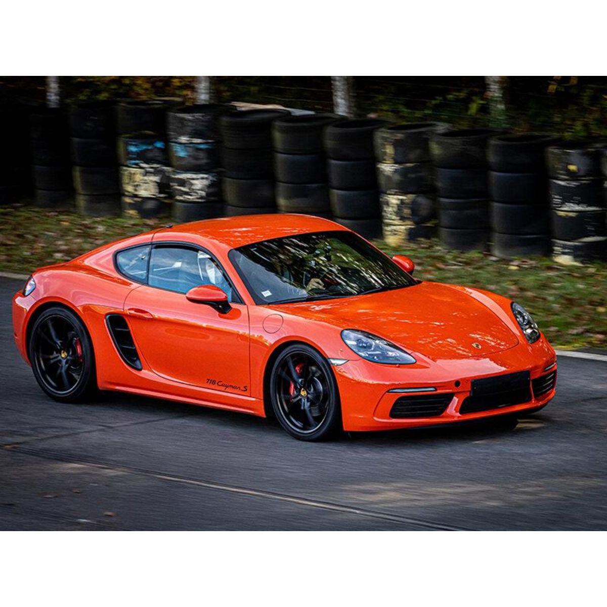 Smartbox Stage de pilotage : 5 à 6 tours de circuit au volant d'une Porsche 991 GT3 ou Porsche Cayman - Coffret Cadeau Sport & Aventure