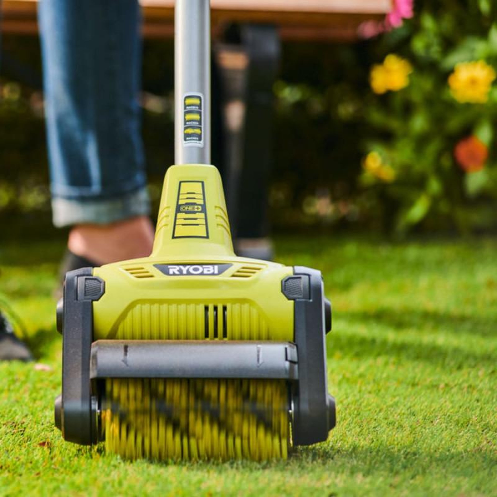Voir la diapositive 2 : Ryobi Brosse ryobi pour nettoyeurs de sols sur batterie - rac823