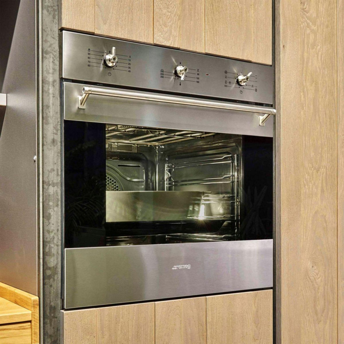 SMEG Four encastrable SF6381X