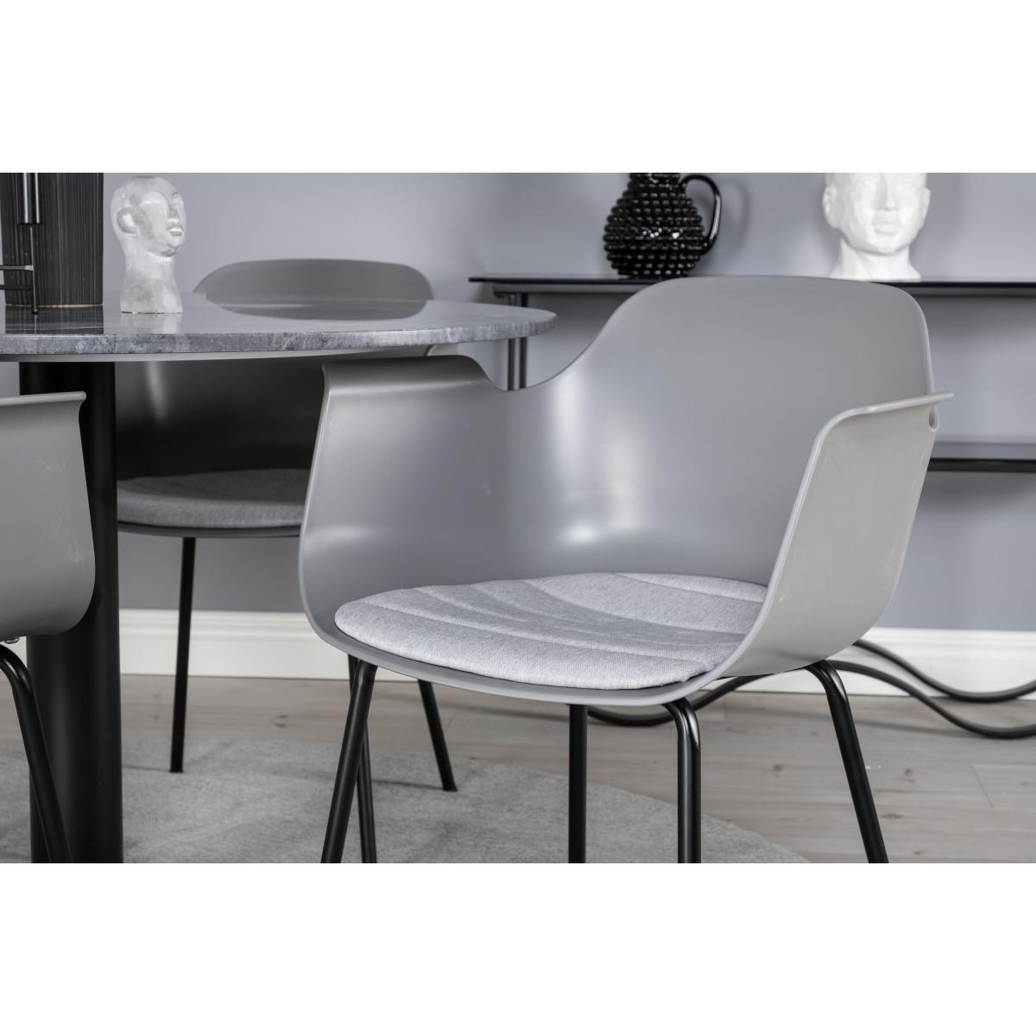 Voir la diapositive 5 : Paris Prix Ensemble Table à Manger & 4 Chaises  Estelle I & Comfort  106cm Gris Foncé & Gris