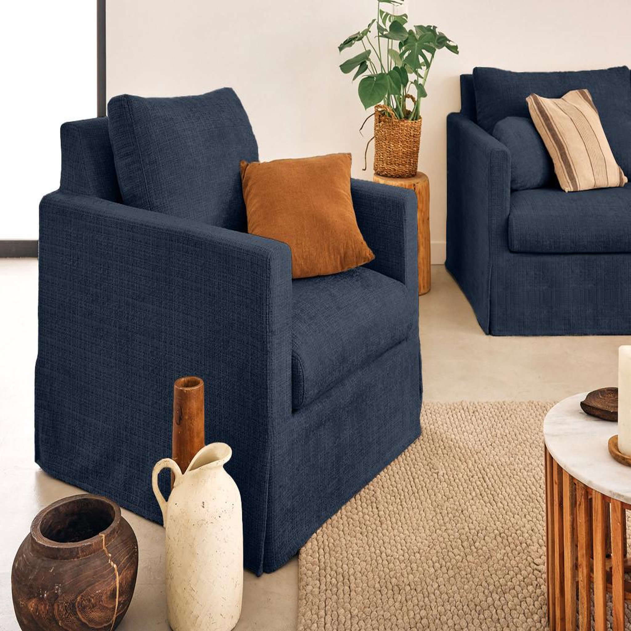 Voir la diapositive 4 : LISA DESIGN Serena - housse en velours texturé pour fauteuil