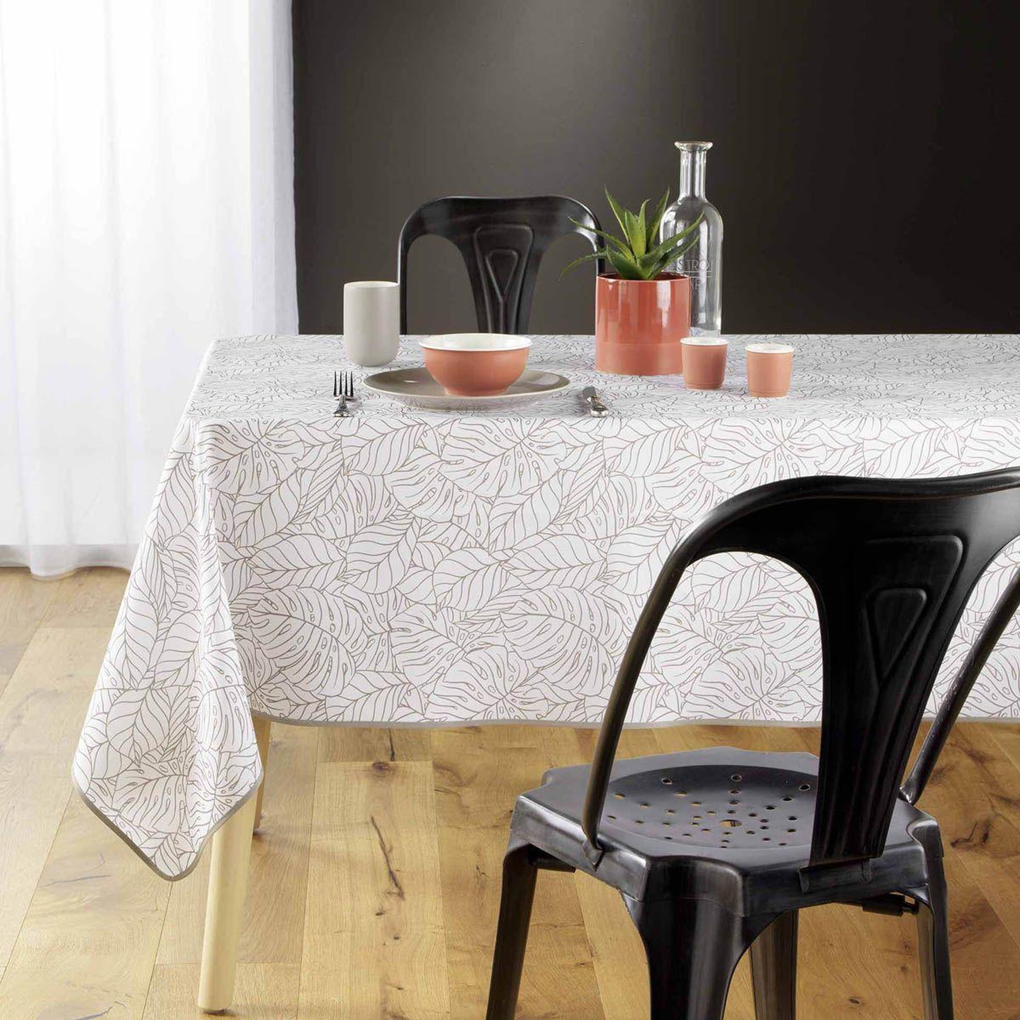 Voir la diapositive 3 : Douceur d'Intérieur Nappe imprimé  solea  150x240cm blanc