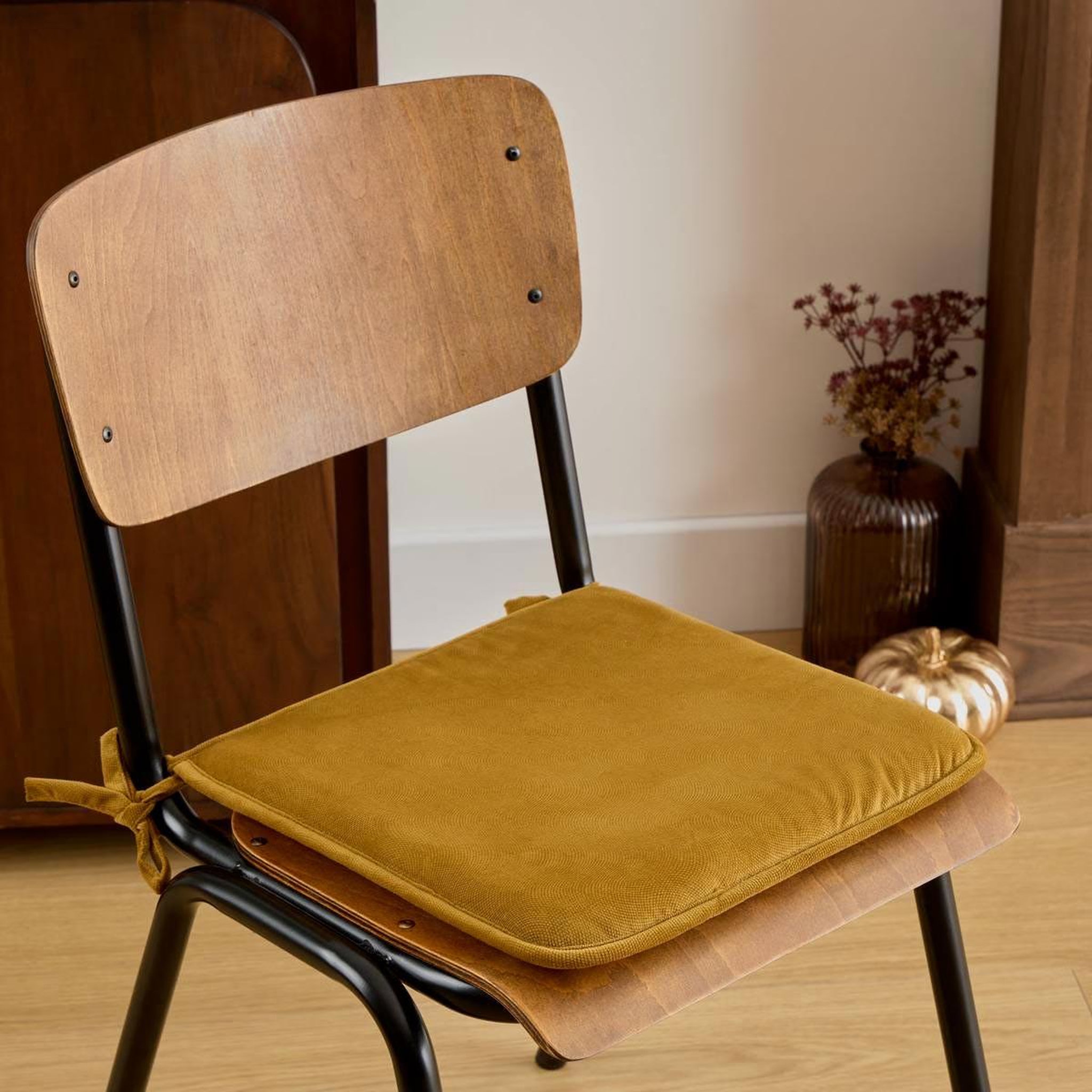 Voir la diapositive 4 : ATMOSPHERA Galette de Chaise Uni  Lilou  38x38cm Mordoré