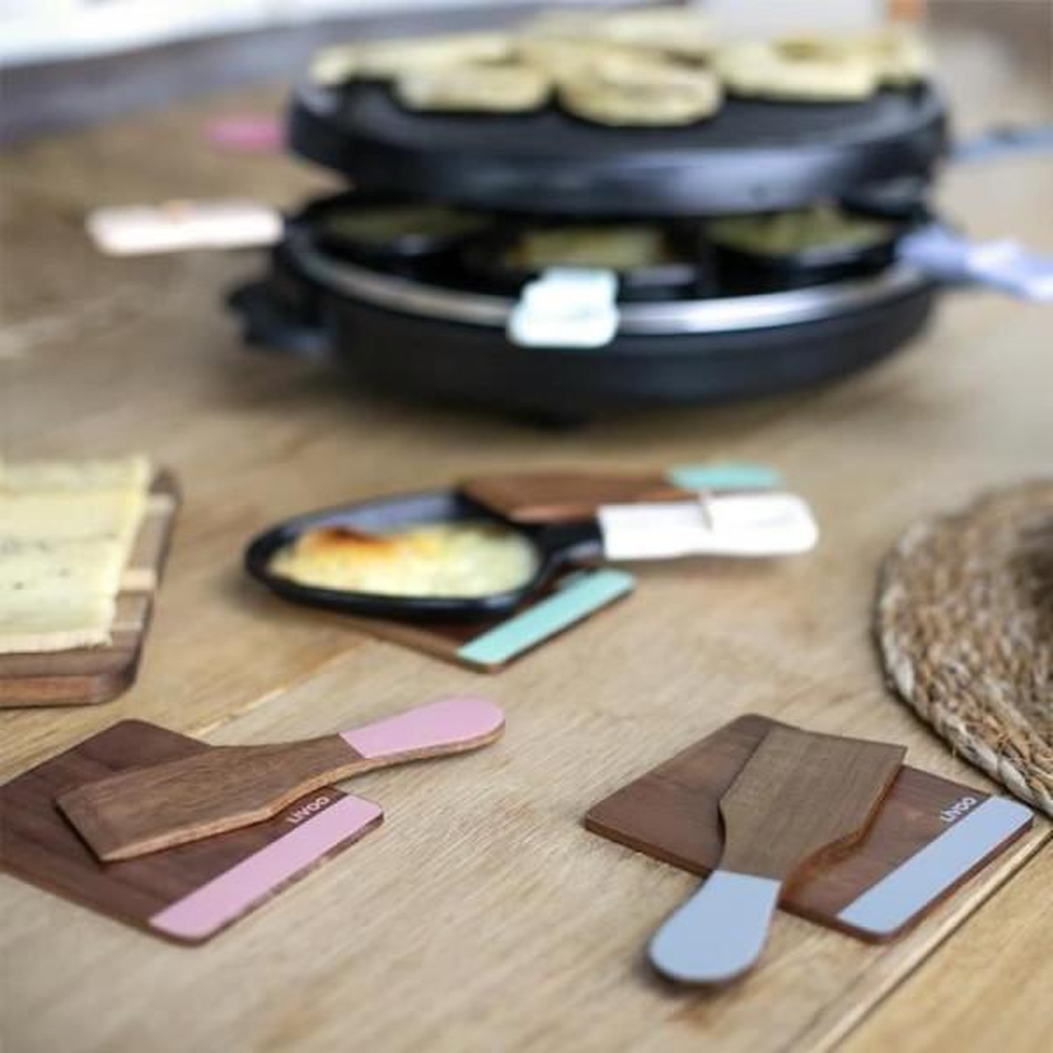 Voir la diapositive 4 : LIVOO Set 8 spatules + 8 planchettes bois - men427