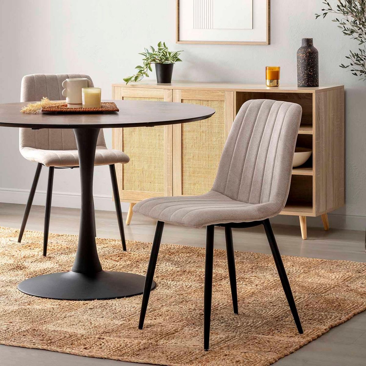 VS VENTA-STOCK Pack 4 chaises Sagi recouvertes de tissu beige