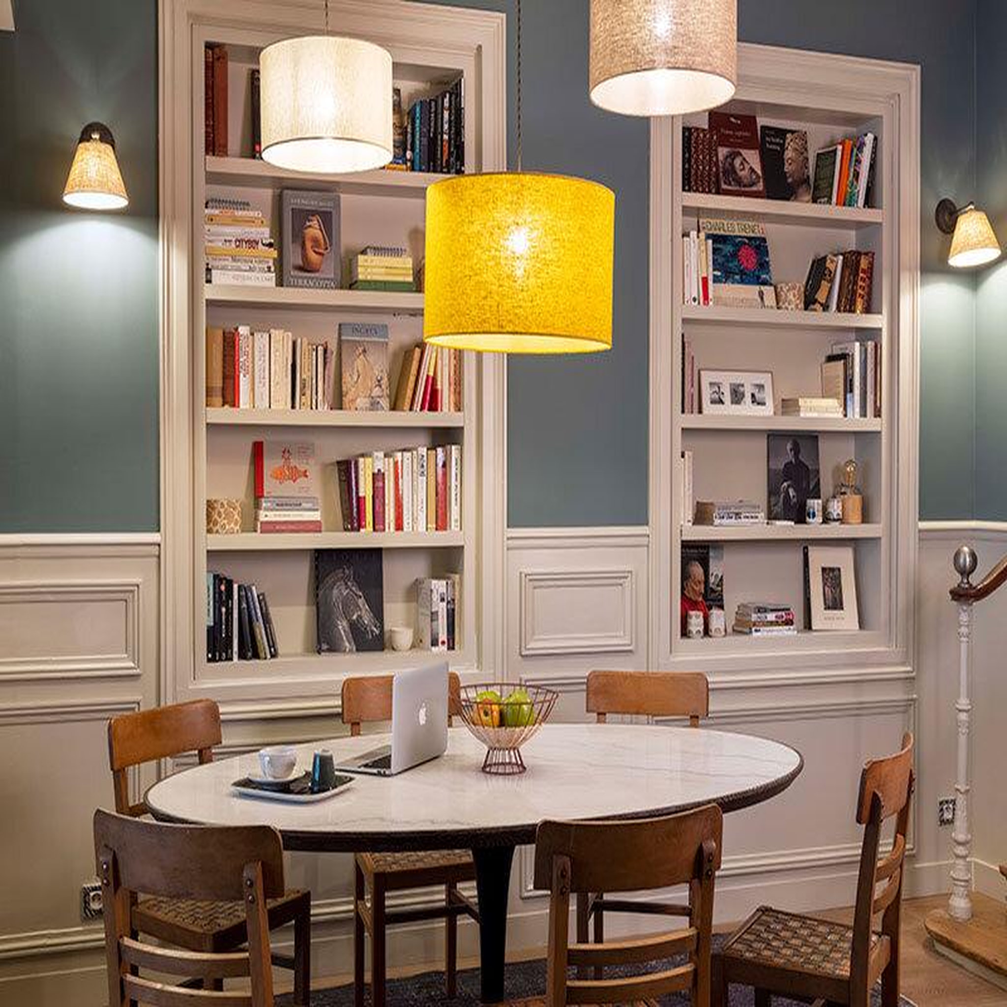 Voir la diapositive 3 : Smartbox 2 jours romantiques à Paris en hôtel 4* avec cocktail et accès au spa près de la place des Vosges - Coffret Cadeau Séjour