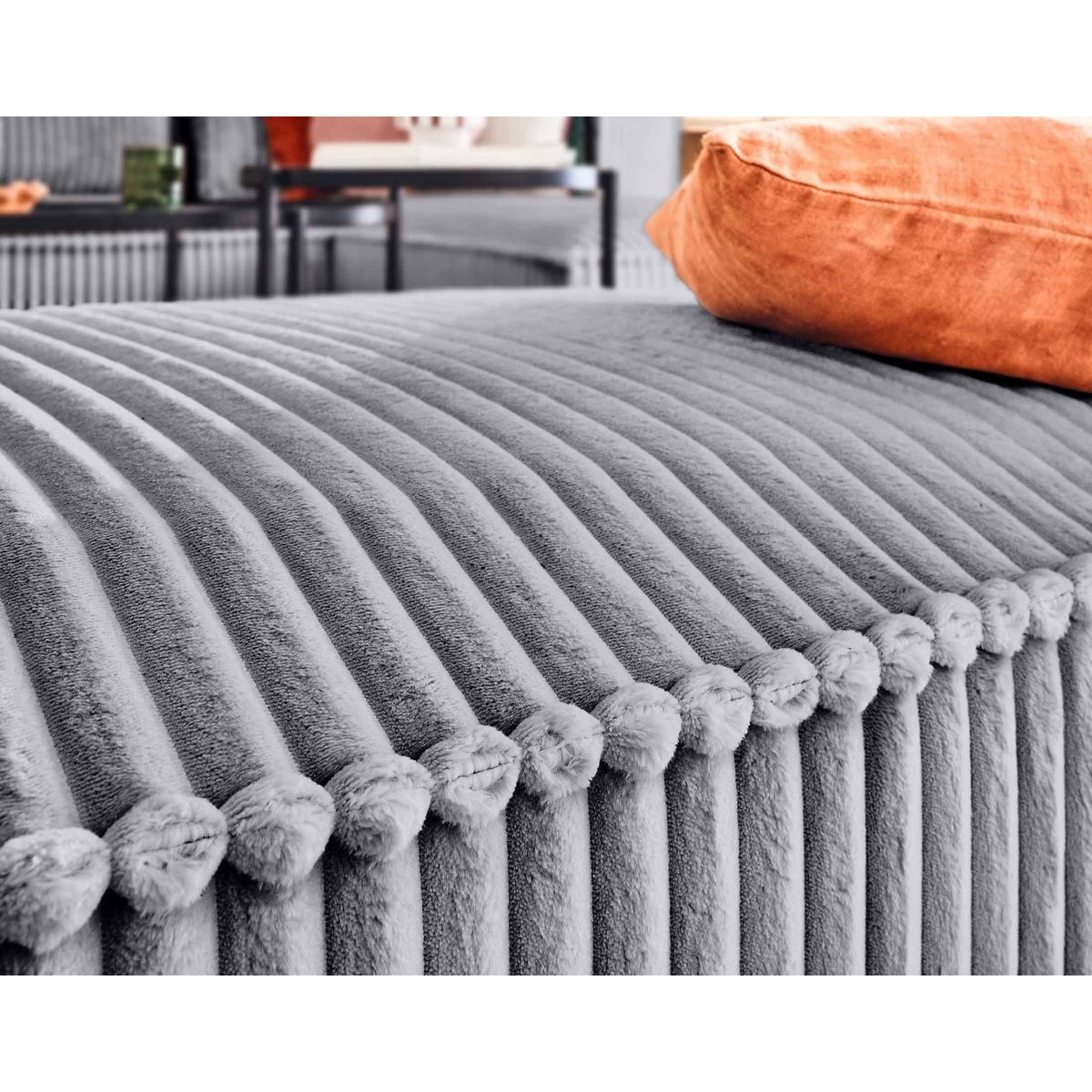 LISA DESIGN Stella - pouf - en velours côtelé grosses côtes