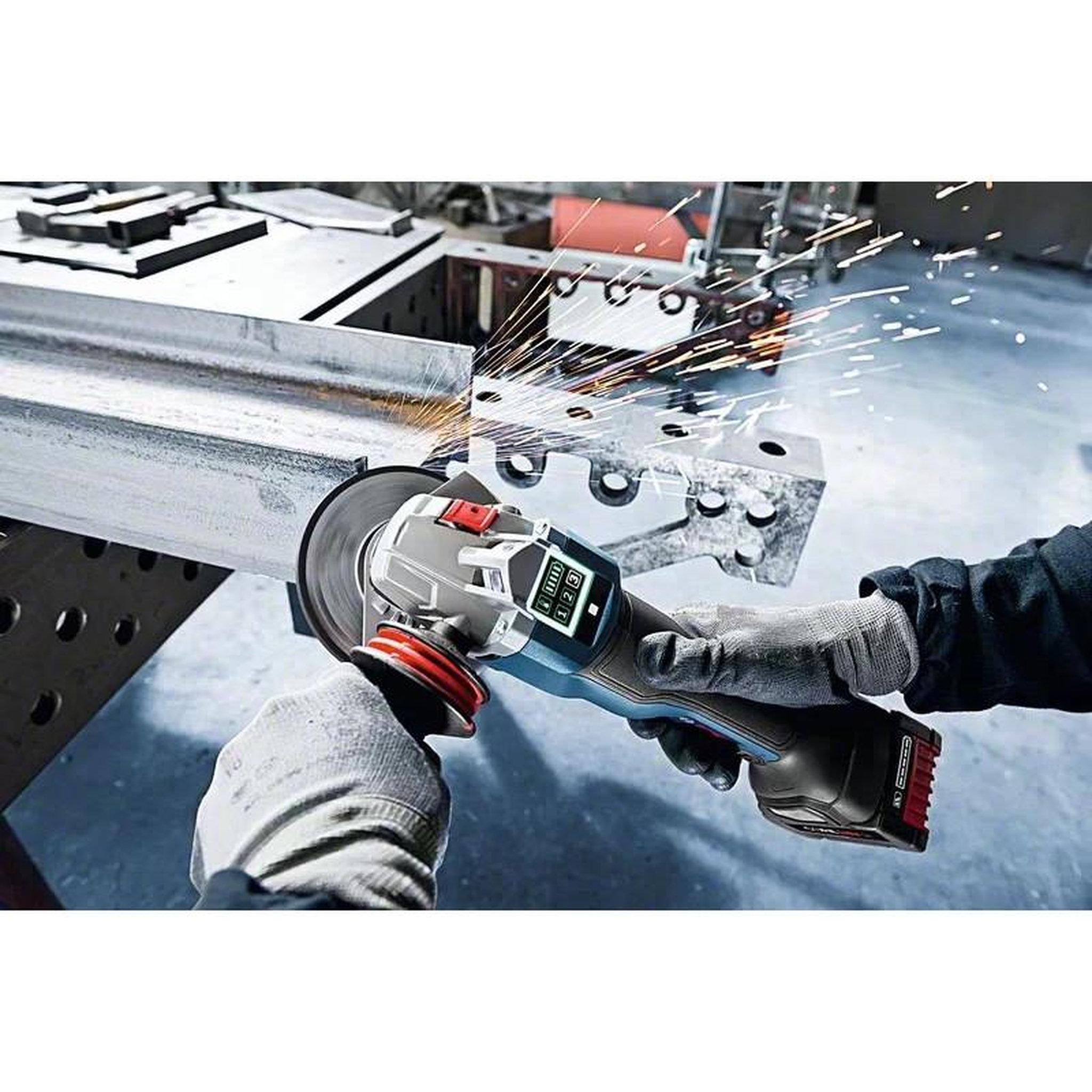 Voir la diapositive 3 : BOSCH Batterie ProCORE18V 8.0Ah Professional en boîte carton BOSCH 1600A016GK