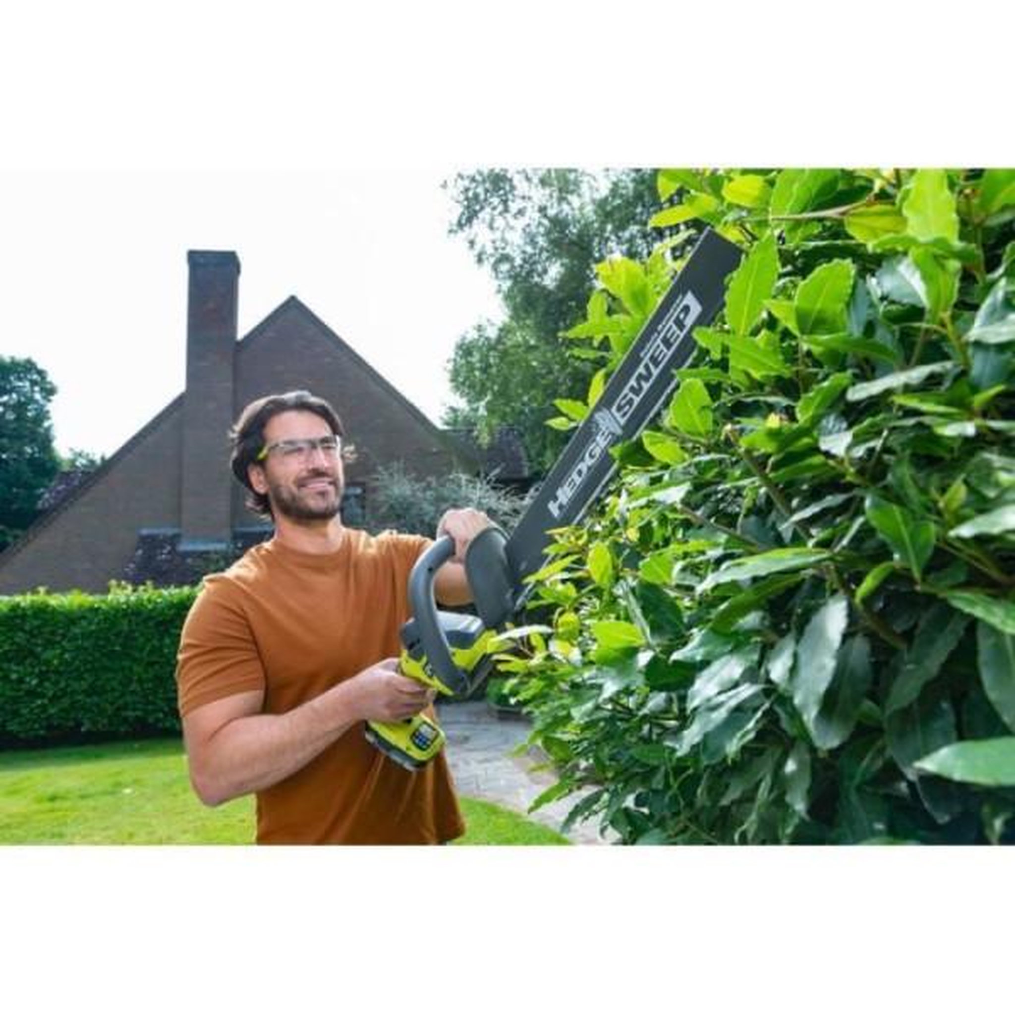 Voir la diapositive 2 : Ryobi Ryobi - taille-haies linea 18v one+ - design en ligne - lames 45 cm - écartement 22 mm + batterie 2,0 ah & chargeur - ry18ht45a