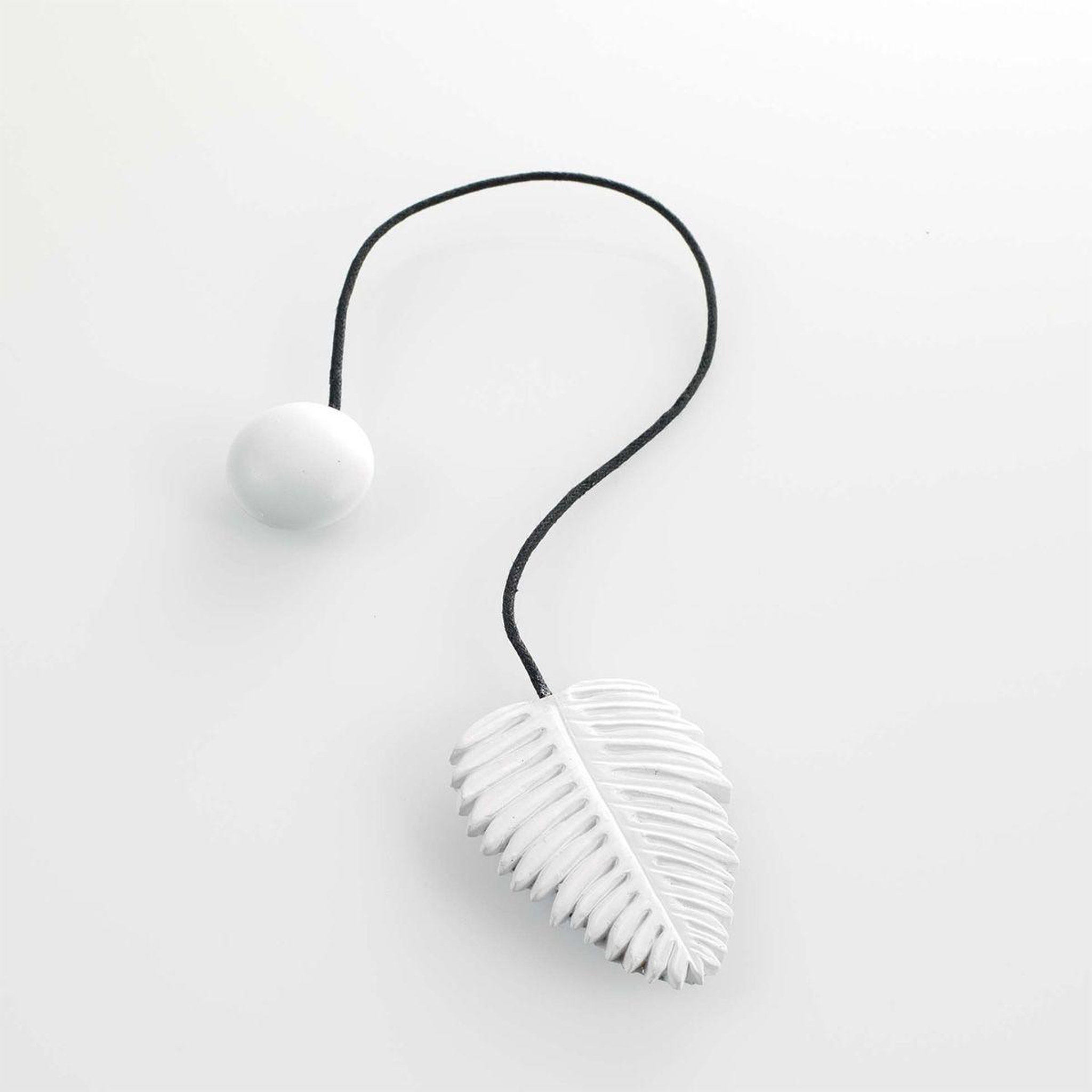Voir la diapositive 2 : Douceur d'Intérieur Embrasse de rideau aimantée  zafara  33cm blanc