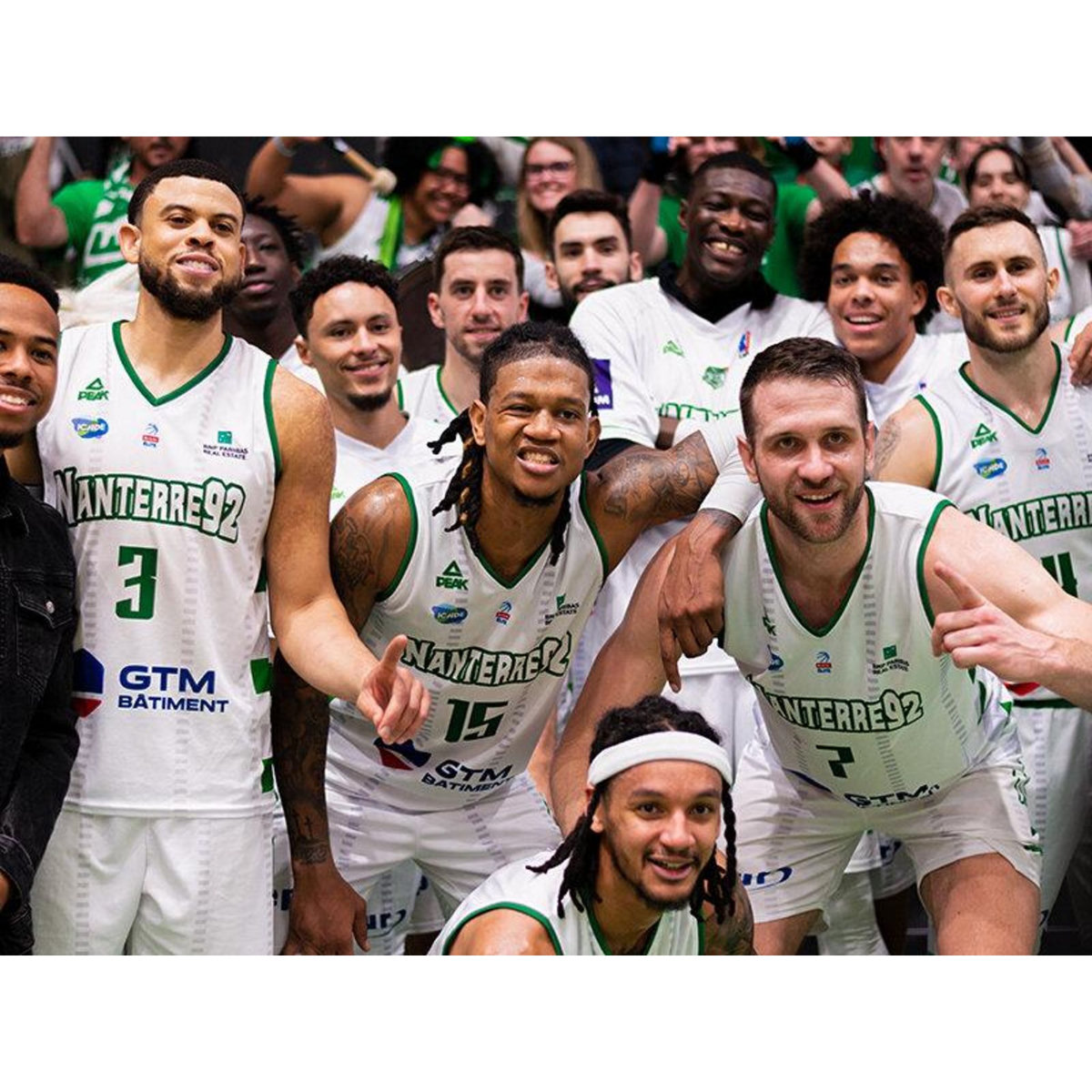 Smartbox Accès VIP pour 2 à un match de basketball du Nanterre 92 avec cocktail dînatoire - Coffret Cadeau Sport & Aventure