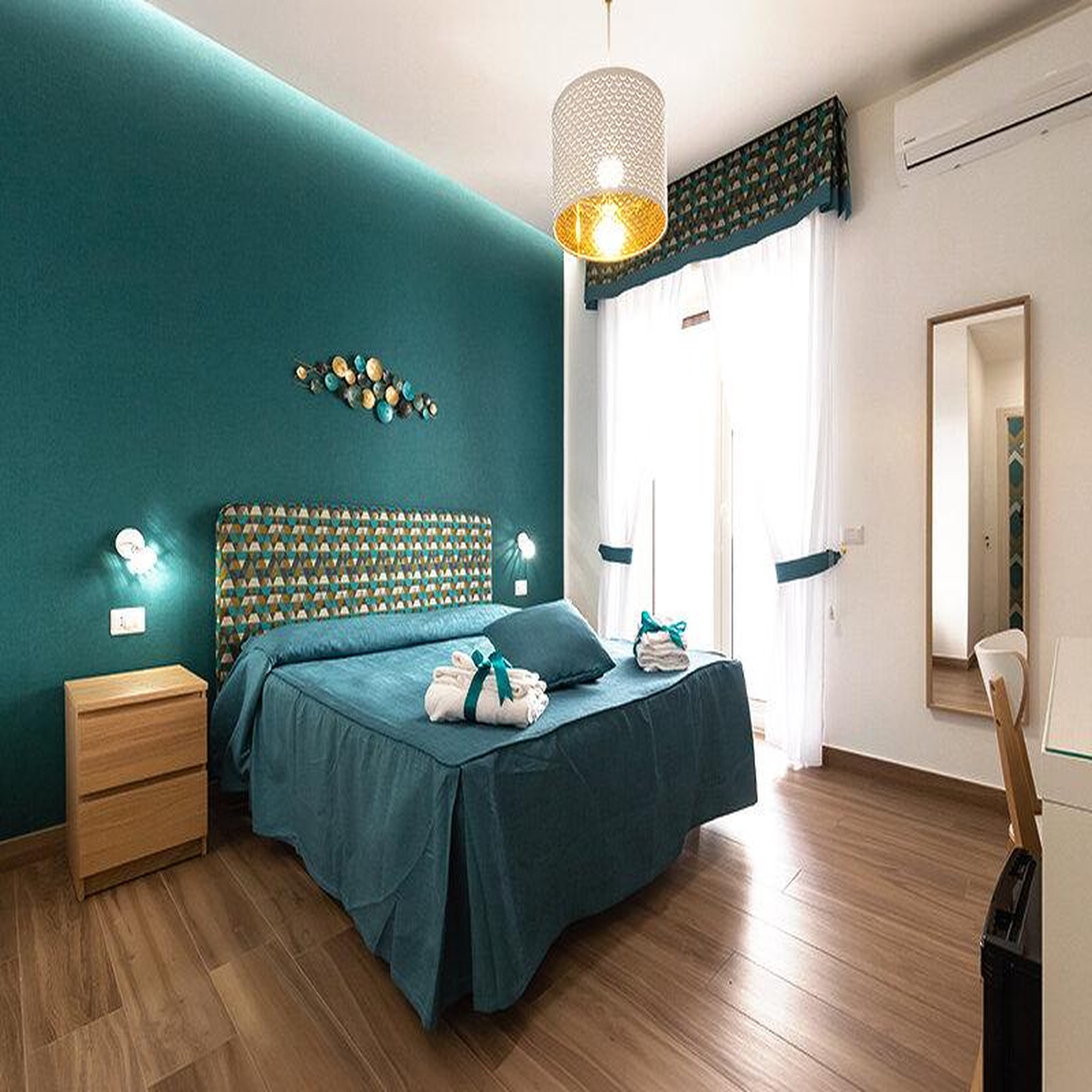 Voir la diapositive 5 : Smartbox Escapade en europe : 1 à 3 nuits en hôtel ou en b&b - coffret cadeau séjour