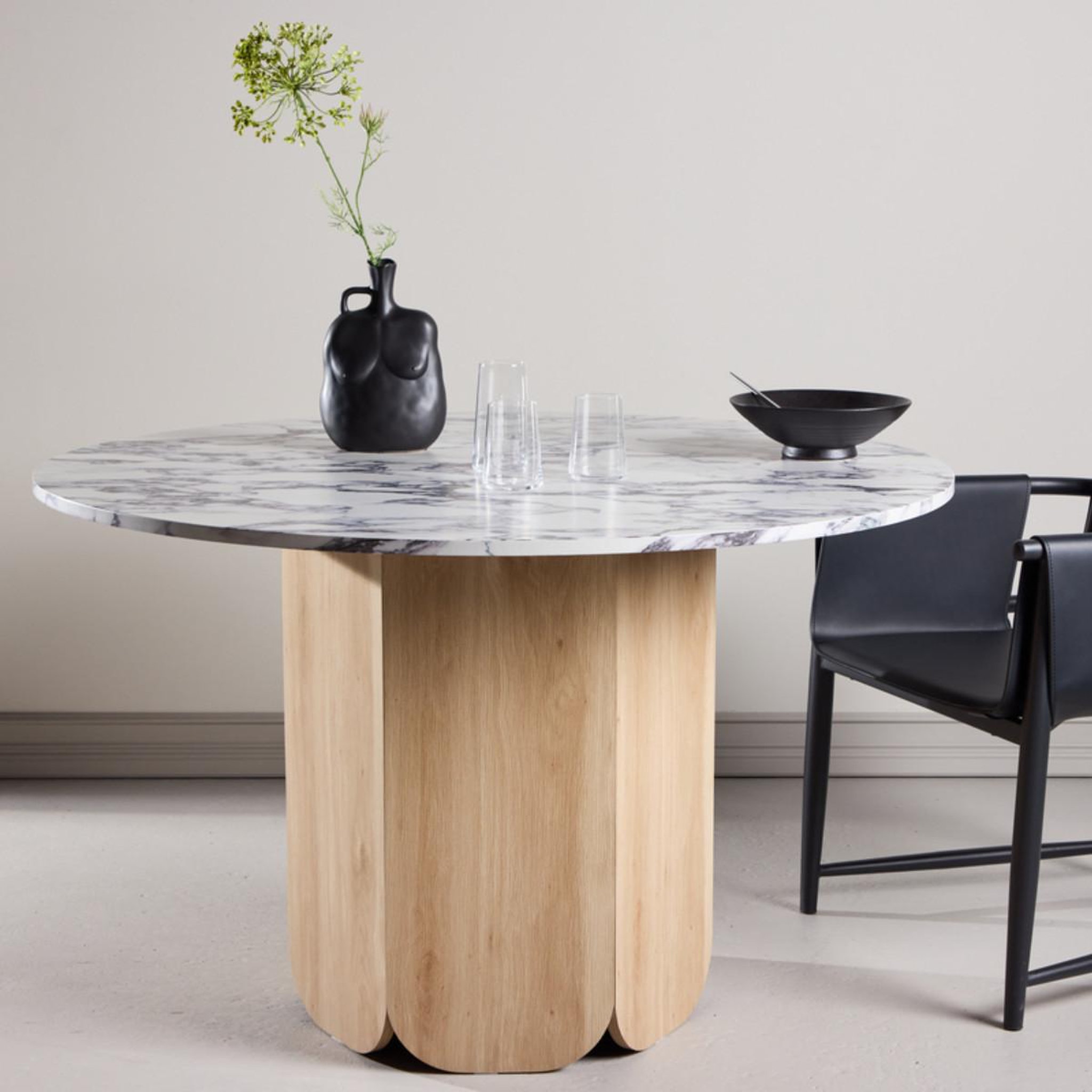 Voir la diapositive 3 : Paris Prix Table à manger ronde  tekla  120cm gris & naturel