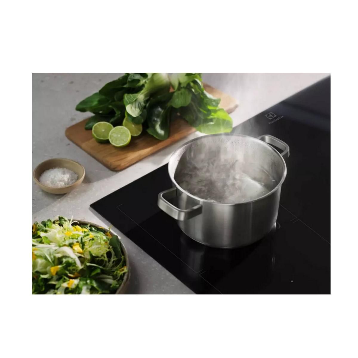 ELECTROLUX Table de cuisson à induction 60cm 3feux noir - EIV63343/1