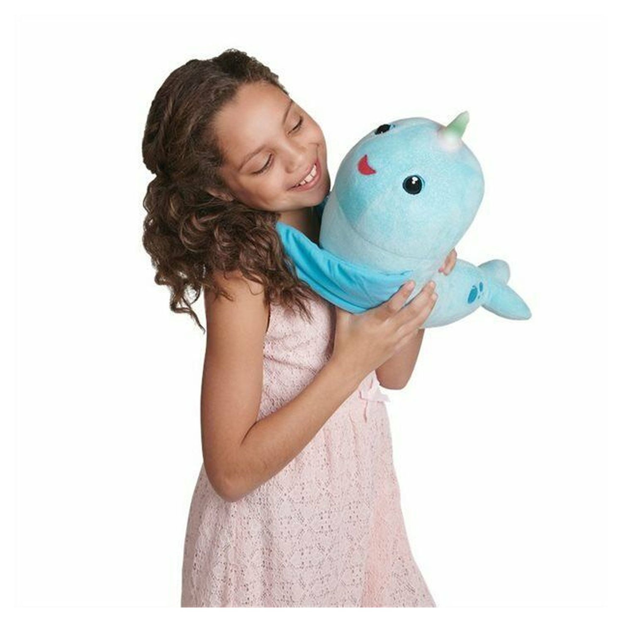Voir la diapositive 5 : Fingerlings Hugs - Narval Nikki