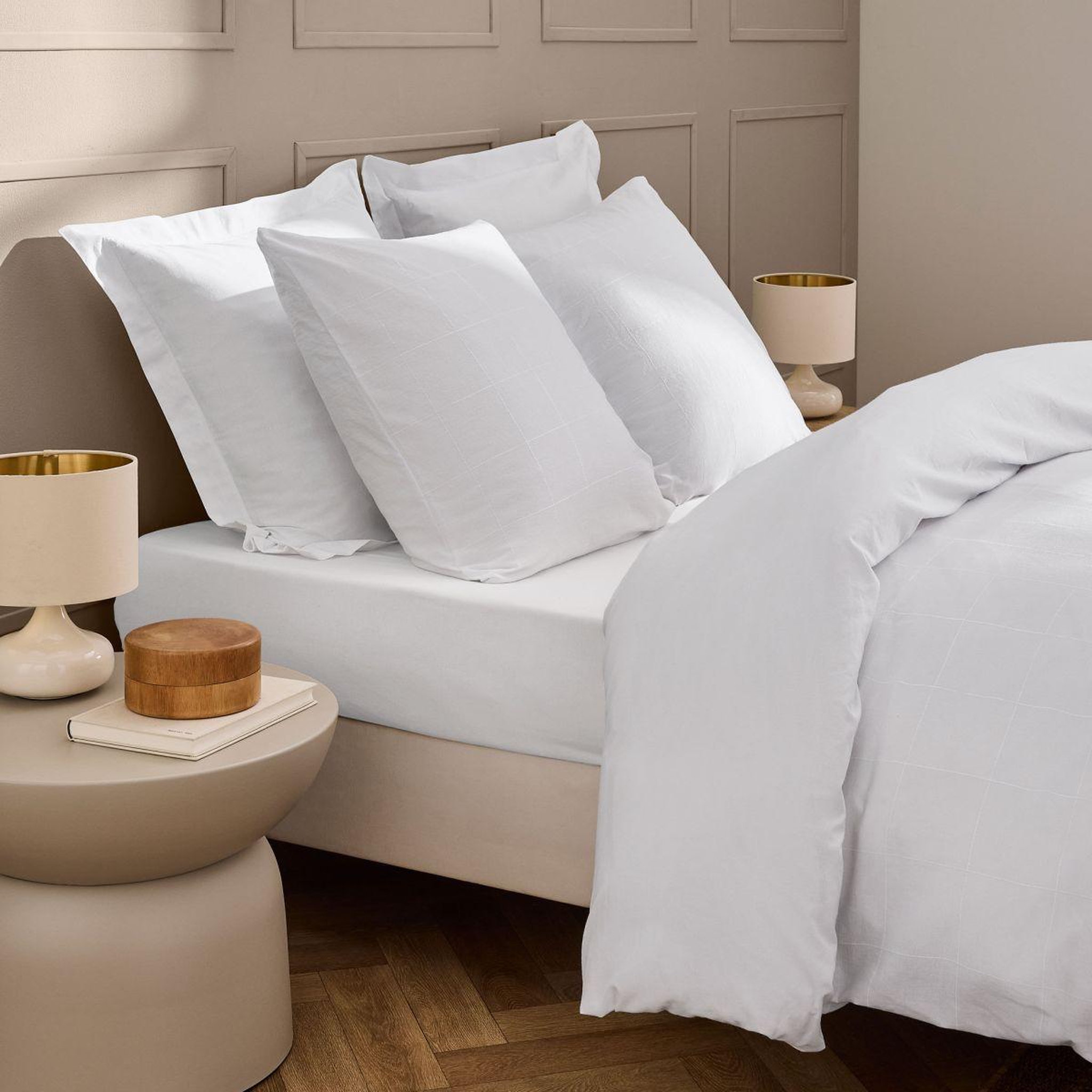 Voir la diapositive 2 : Douceur d'Intérieur Parure de lit 3 pièces  linella  240x220cm blanc