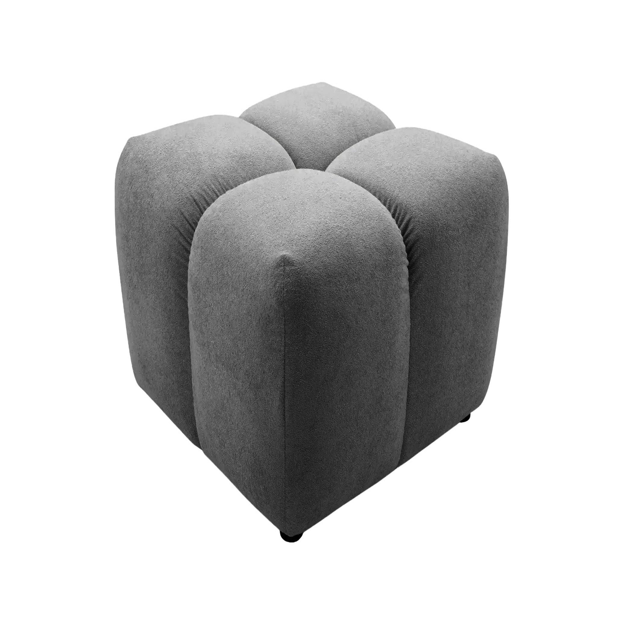 Voir la diapositive 1 : CASANOVA PARIS Maria - pouf en tissu lisse