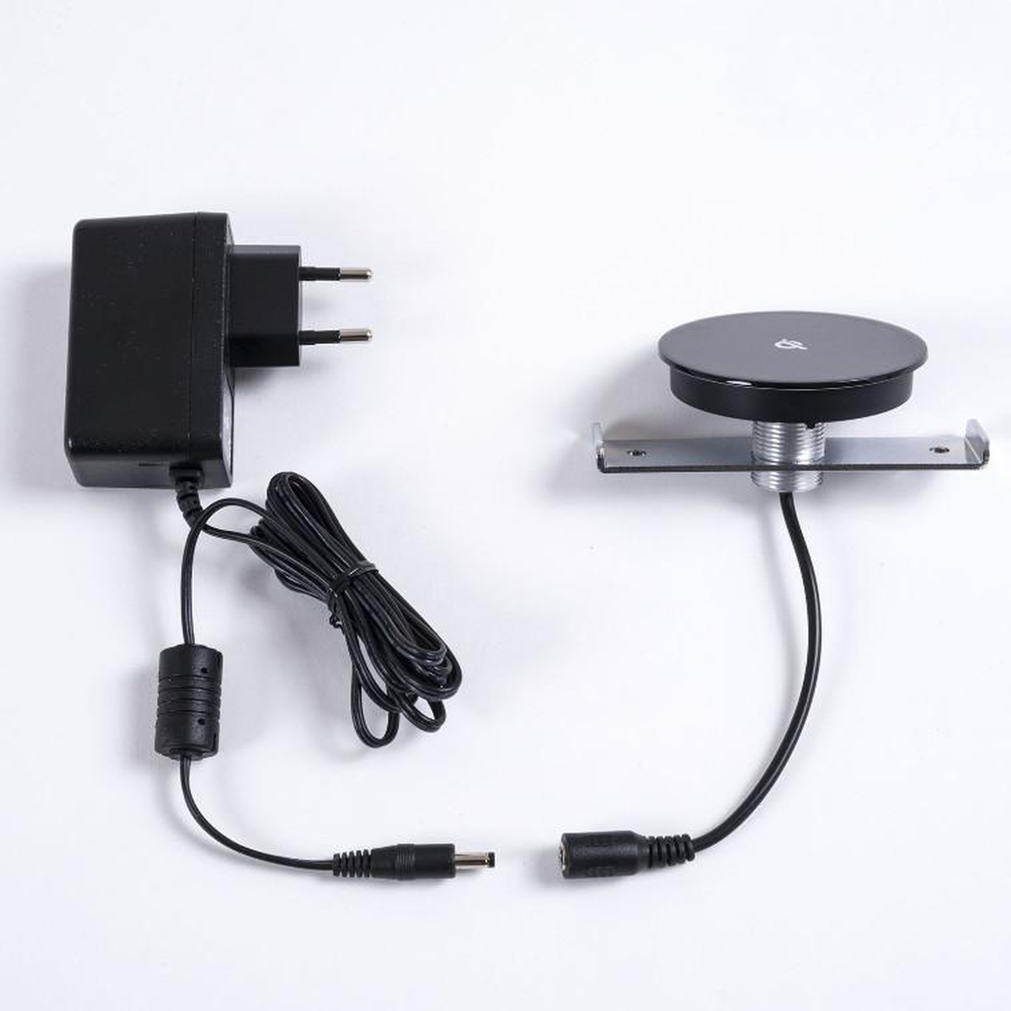 Voir la diapositive 3 : Erard Meuble TV NAGA 1600 Nordic + 4 USB + QI