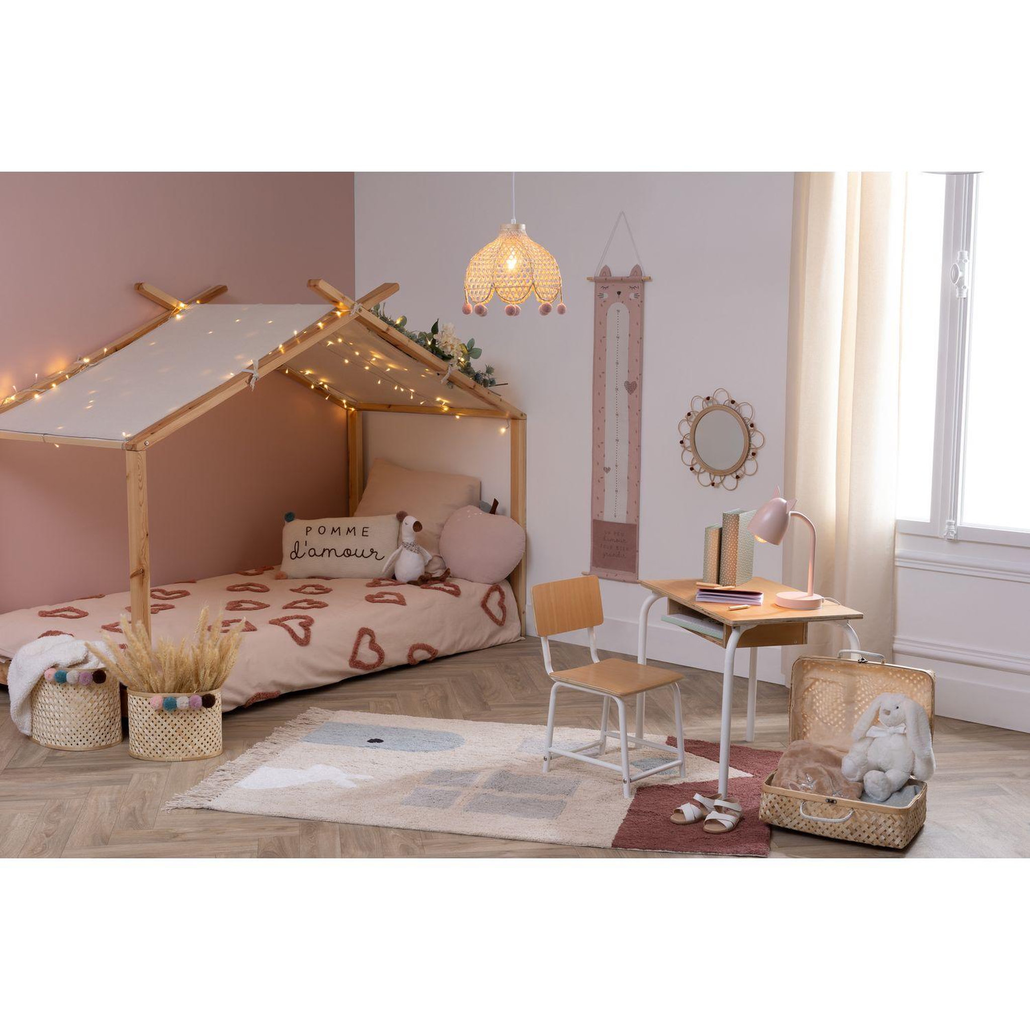 Voir la diapositive 4 : ATMOSPHERA Parure de lit enfant amour en coton tufté - 140 x 200 cm