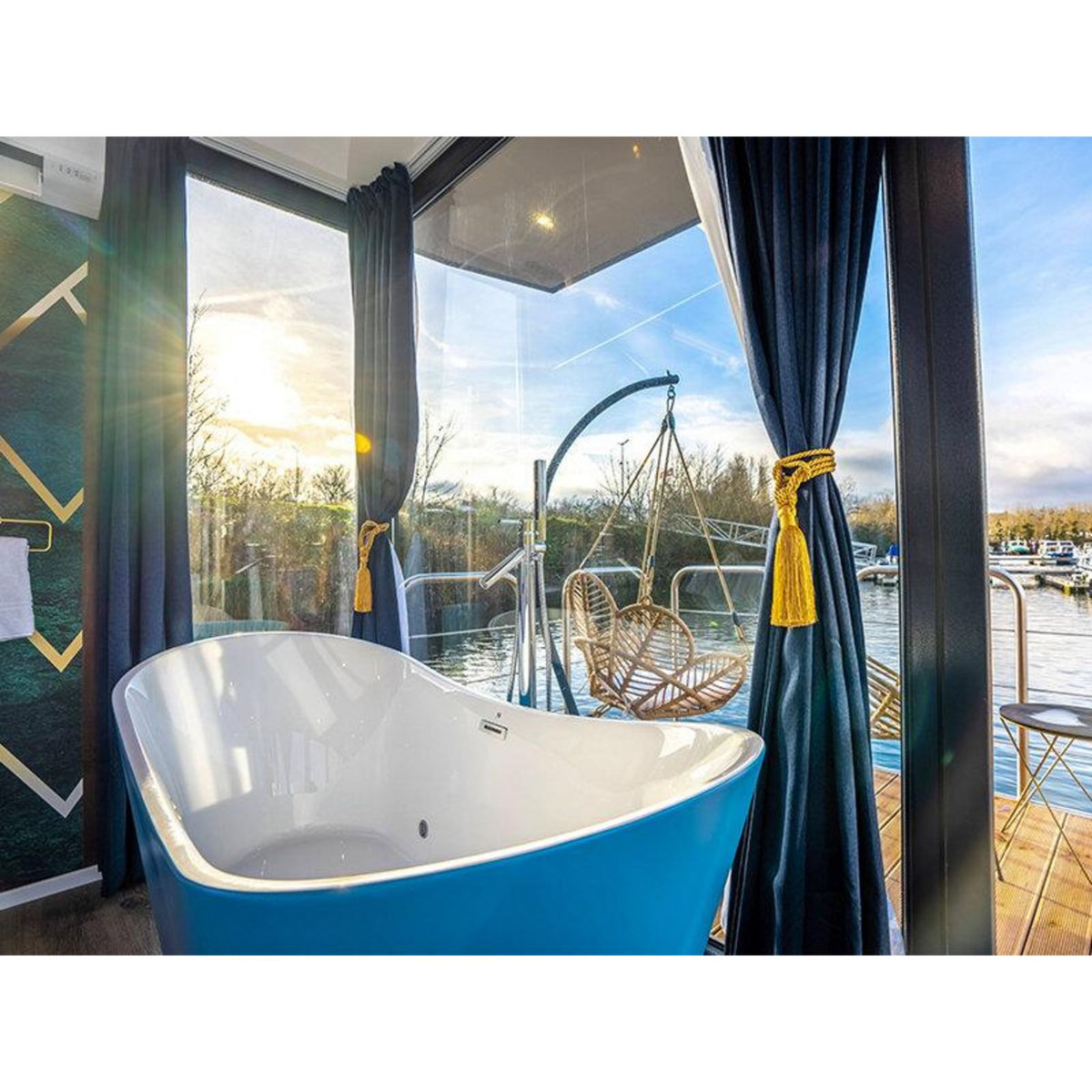 Smartbox 2 jours insolites en maison flottante insolite sur les bords de Seine - Coffret Cadeau Séjour