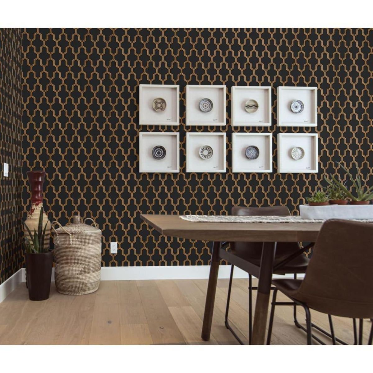 DUTCH WALLCOVERINGS DUTCH WALLCOVERINGS Papier peint Geometric Noir et dore