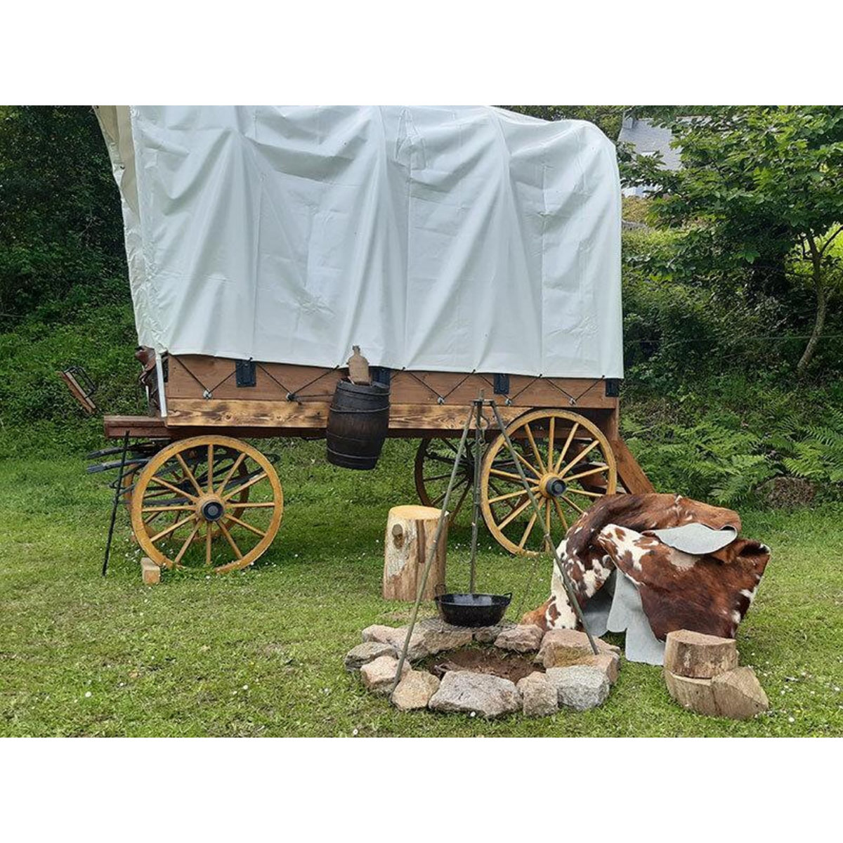 Smartbox 2 jours insolites en chariot western près de Quimperlé - Coffret Cadeau Séjour