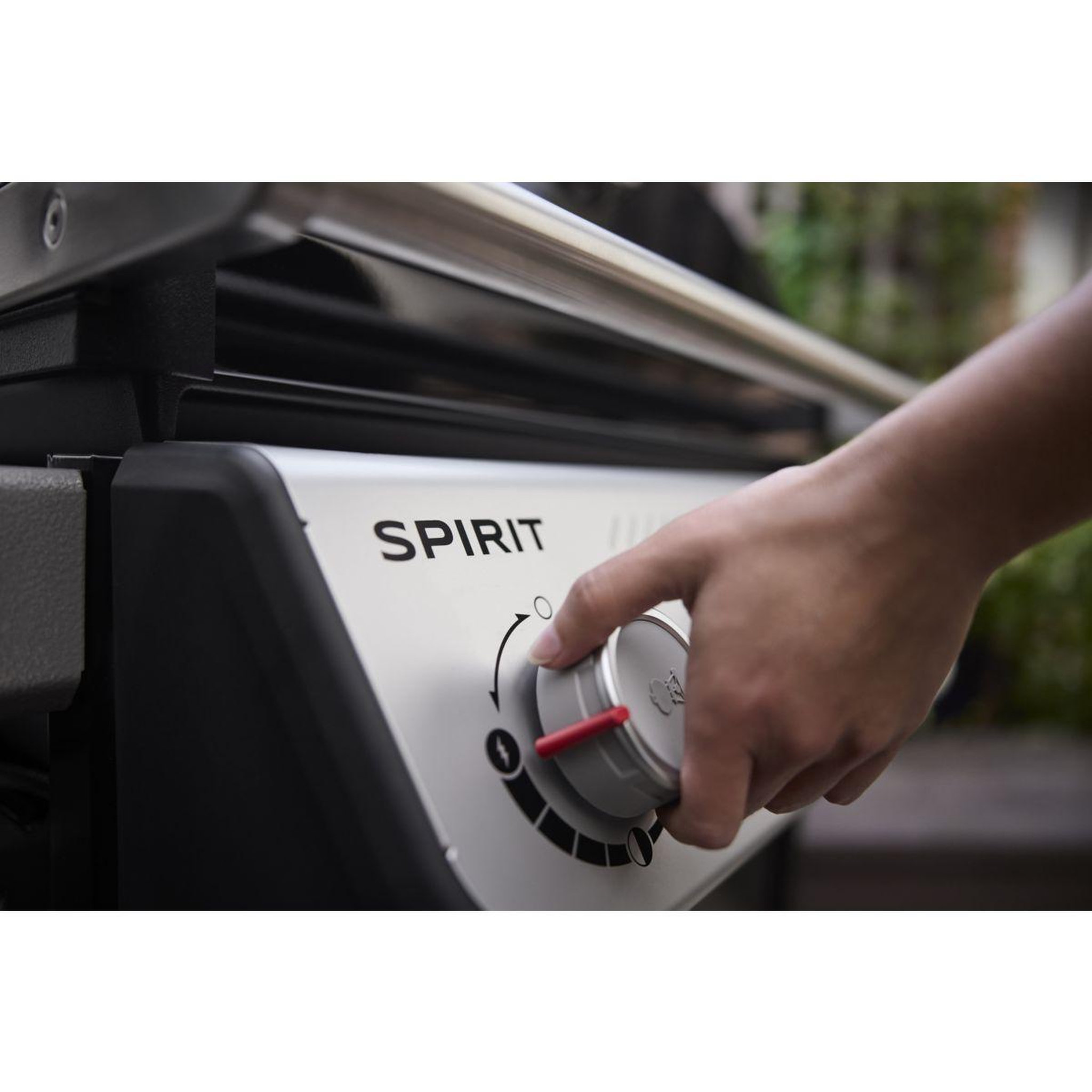 Voir la diapositive 5 : Weber Barbecue gaz Spirit E-310 black 3 brûleurs sur chariot 52x45 cm