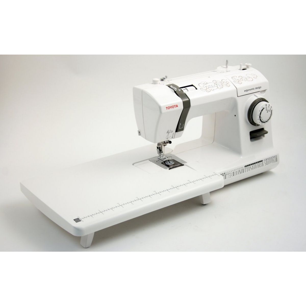 TOYOTA Machine à coudre CEV Créatif, Elegance, Vogue