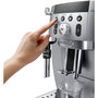 Voir la diapositive 5 : DELONGHI Expresso Broyeur Magnifica S Smart FEB2533.SB