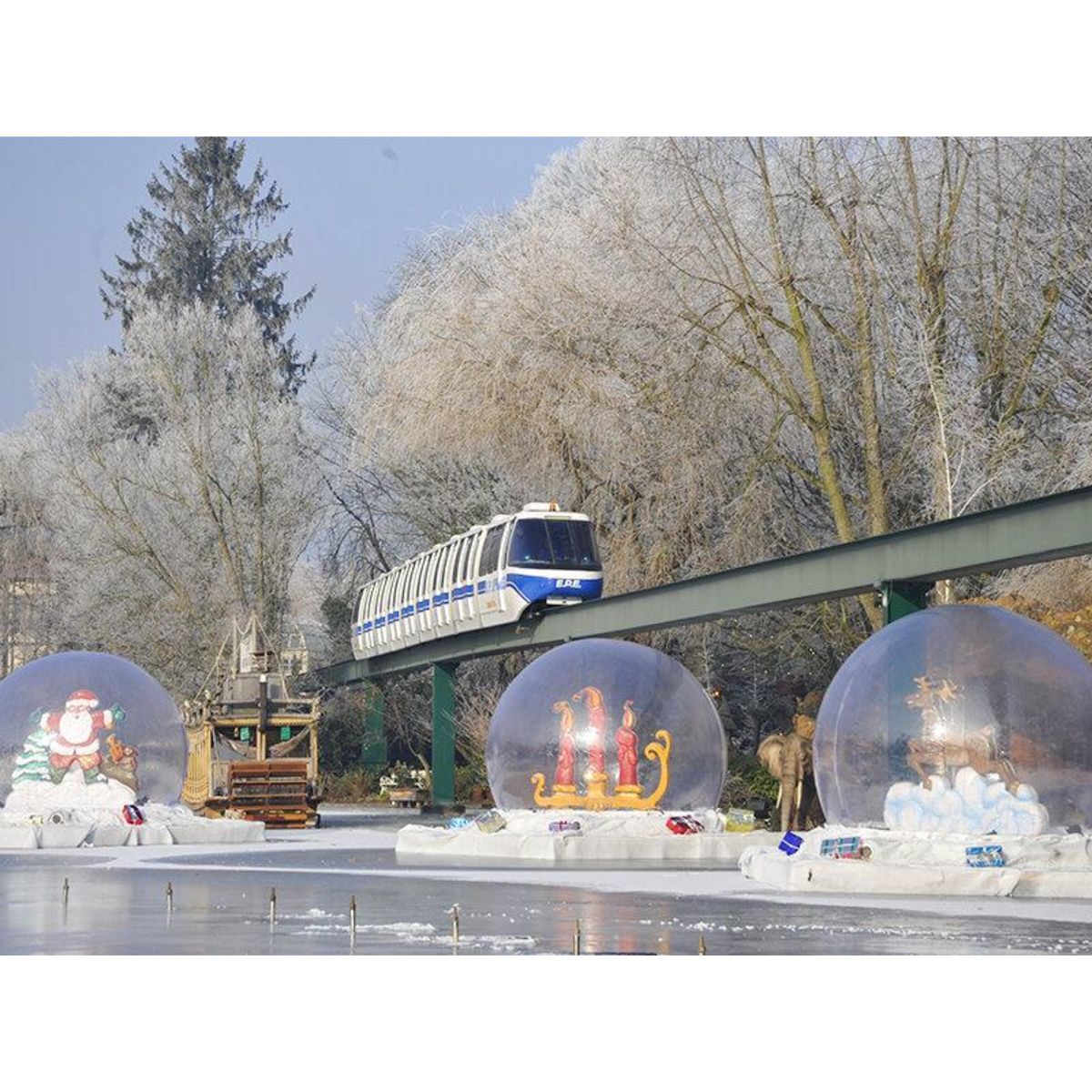 Smartbox Europa-Park 2025 : 1 entrée adulte pour une journée en basse saison - Coffret Cadeau Sport & Aventure