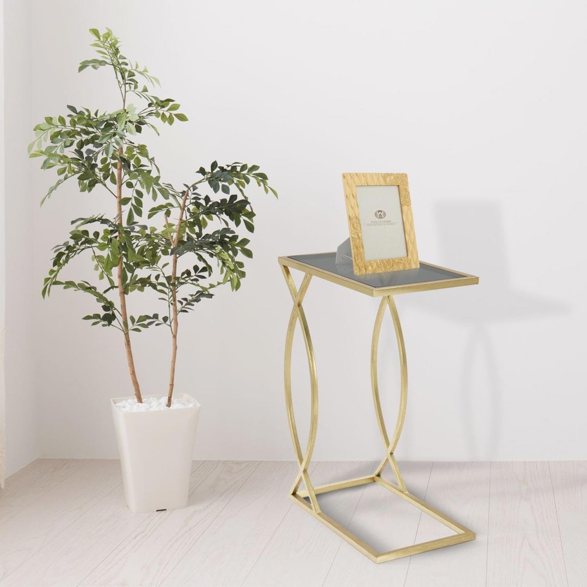 Voir la diapositive 6 : Paris Prix Table d'appoint design  glam  60cm noir & or
