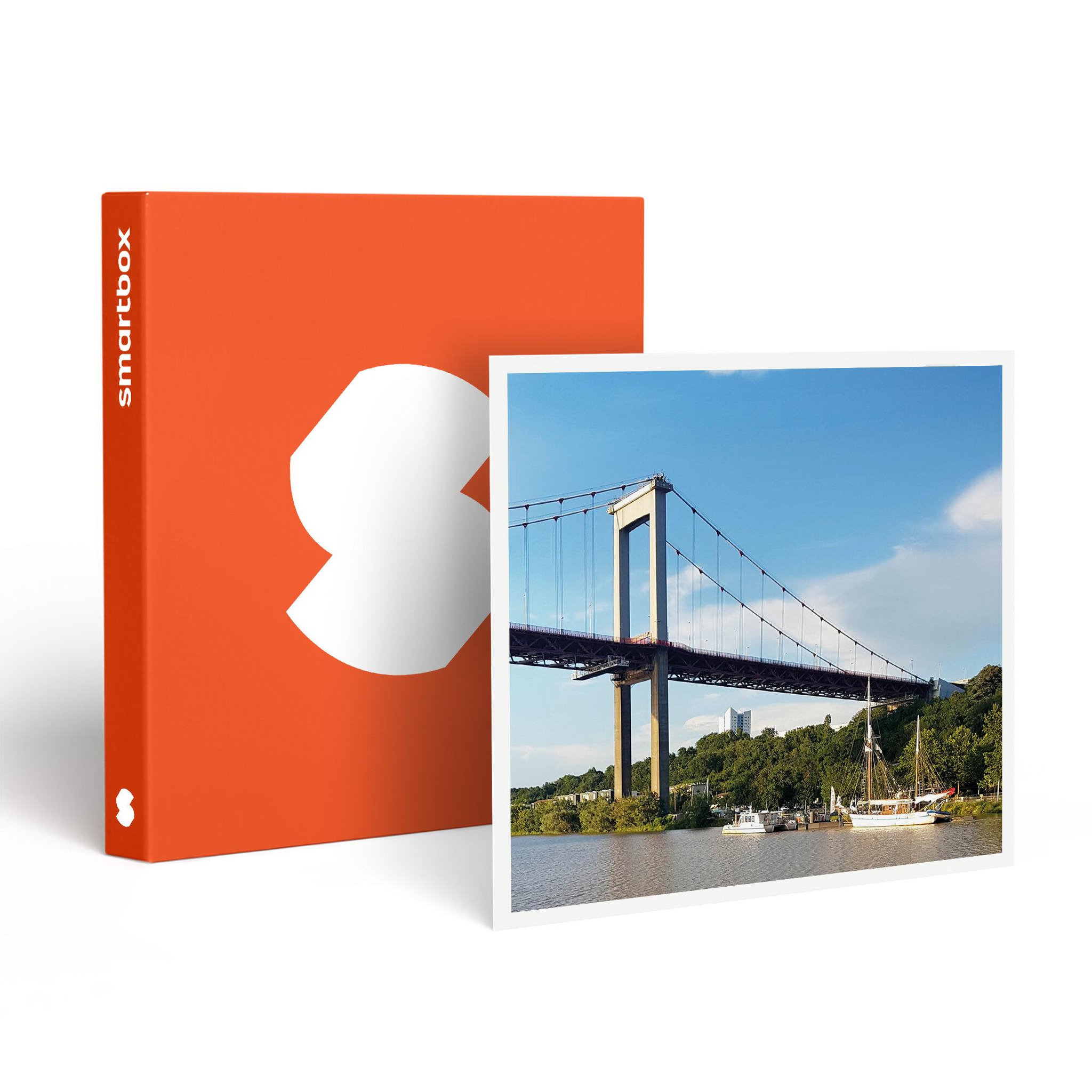 Smartbox Croisière sur la garonne avec dégustation de vin à bordeaux - coffret cadeau sport & aventure