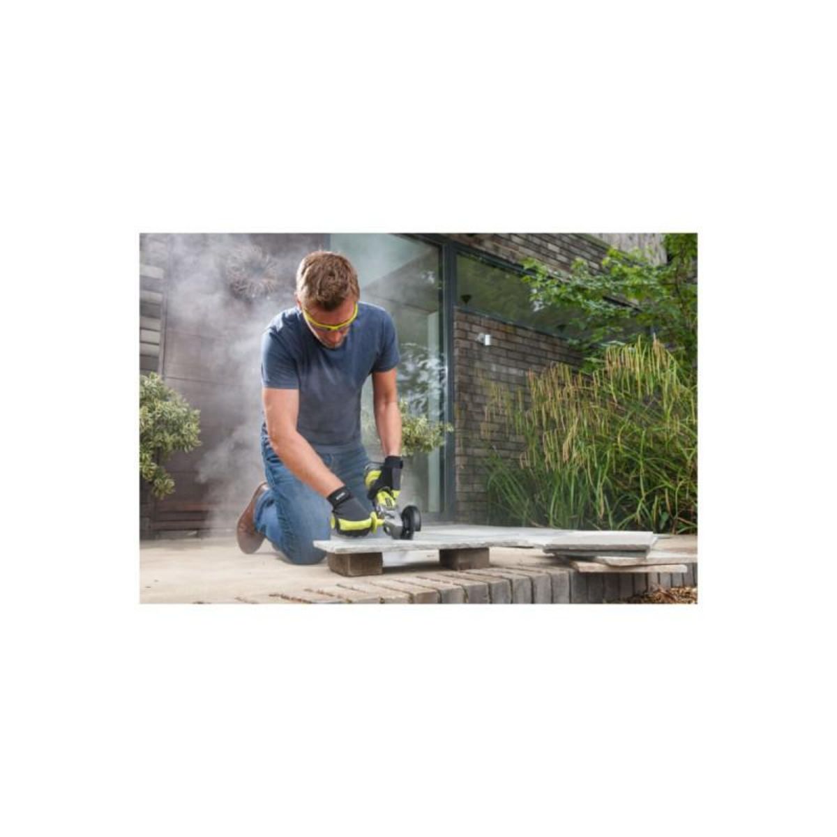 Ryobi Meuleuse d'angle RYOBI 18V One+ R18AG-140S - Batterie Lithium-ion 4.0 Ah - Chargeur