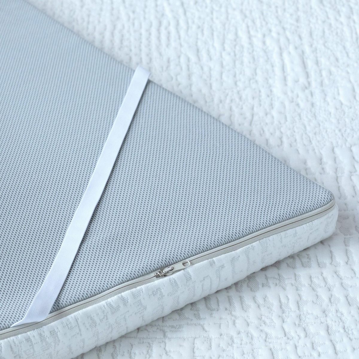 IDLITERIE Surmatelas déhoussable Mousse à Mémoire de forme 42 kg