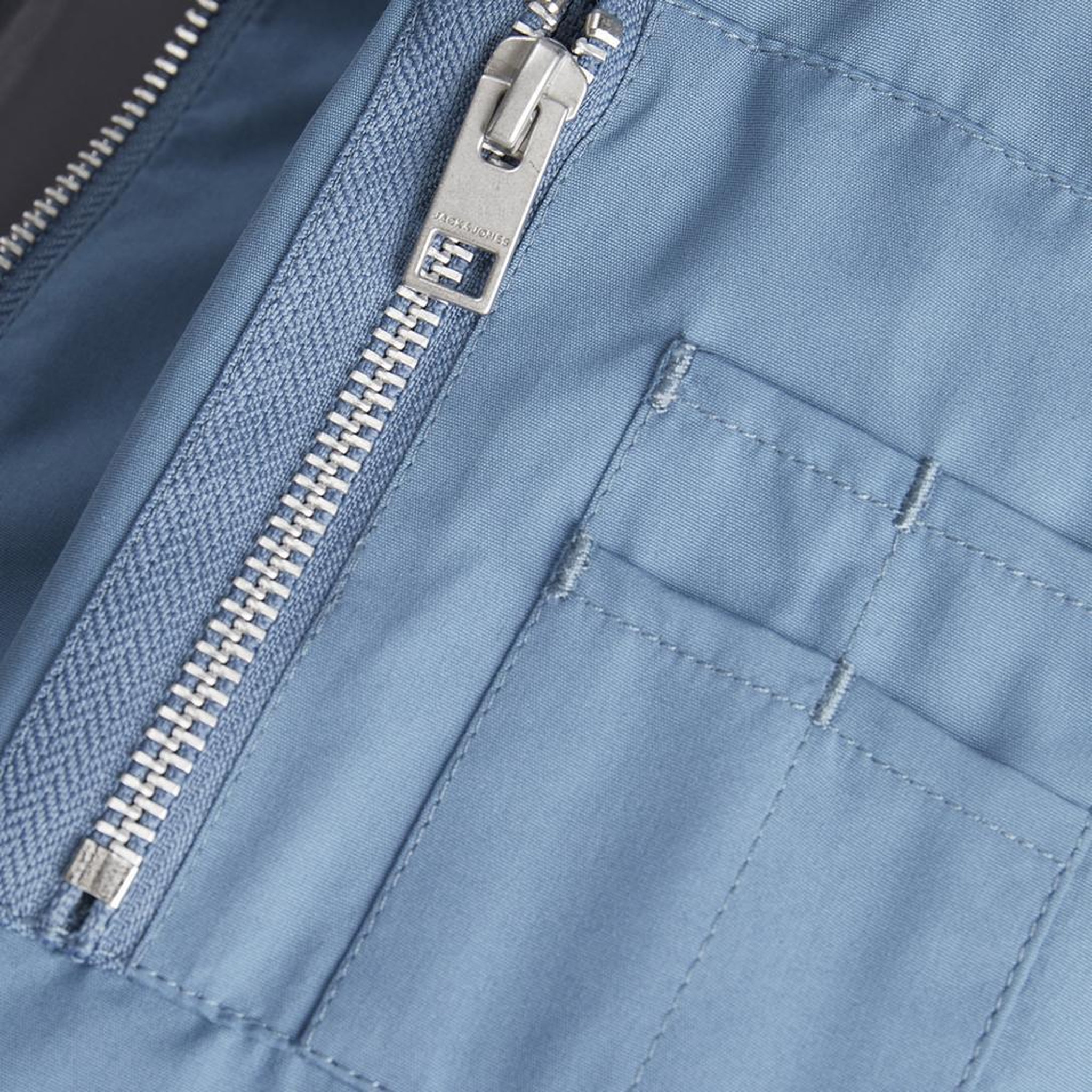 Voir la diapositive 2 : Jack & Jones Bomber Bleu Homme Jack & Jones Mash