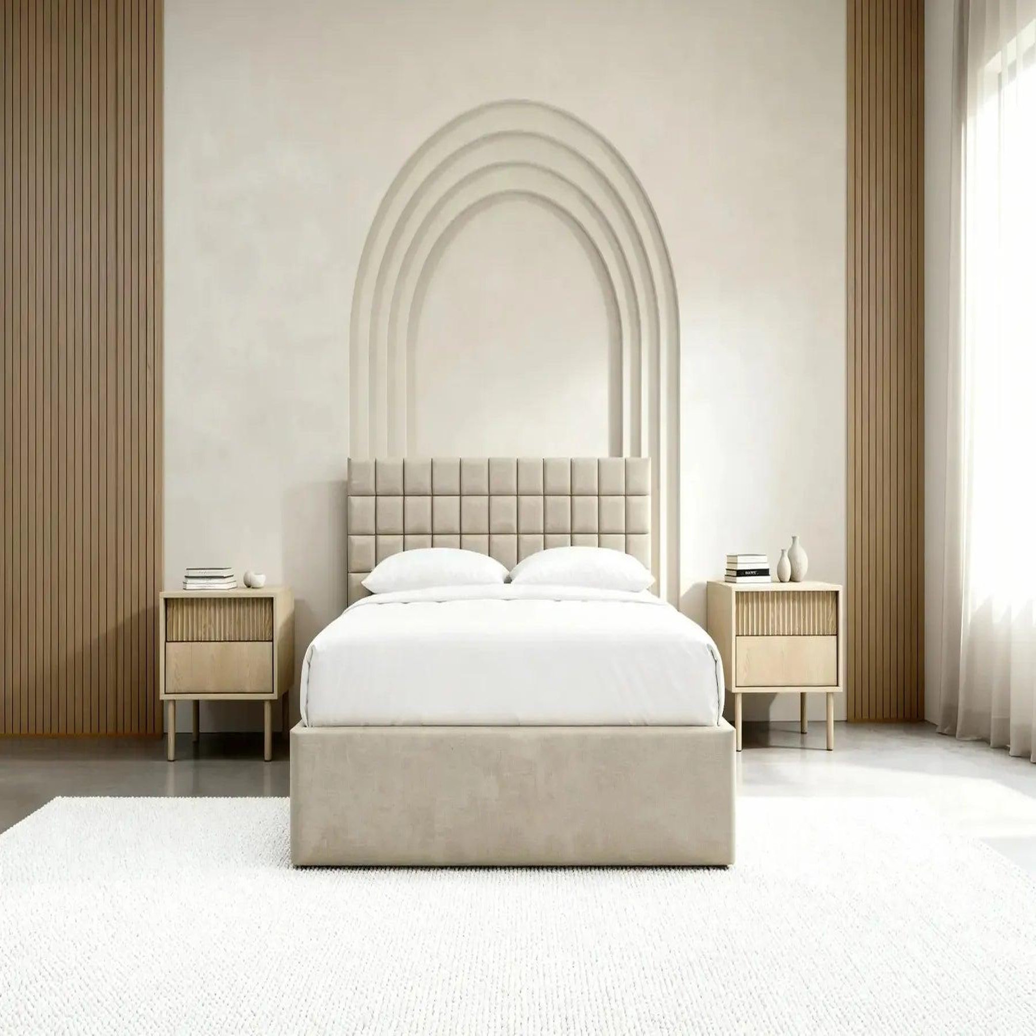 Voir la diapositive 3 : CASANOVA PARIS Thelma - lit coffre tissu velours beige