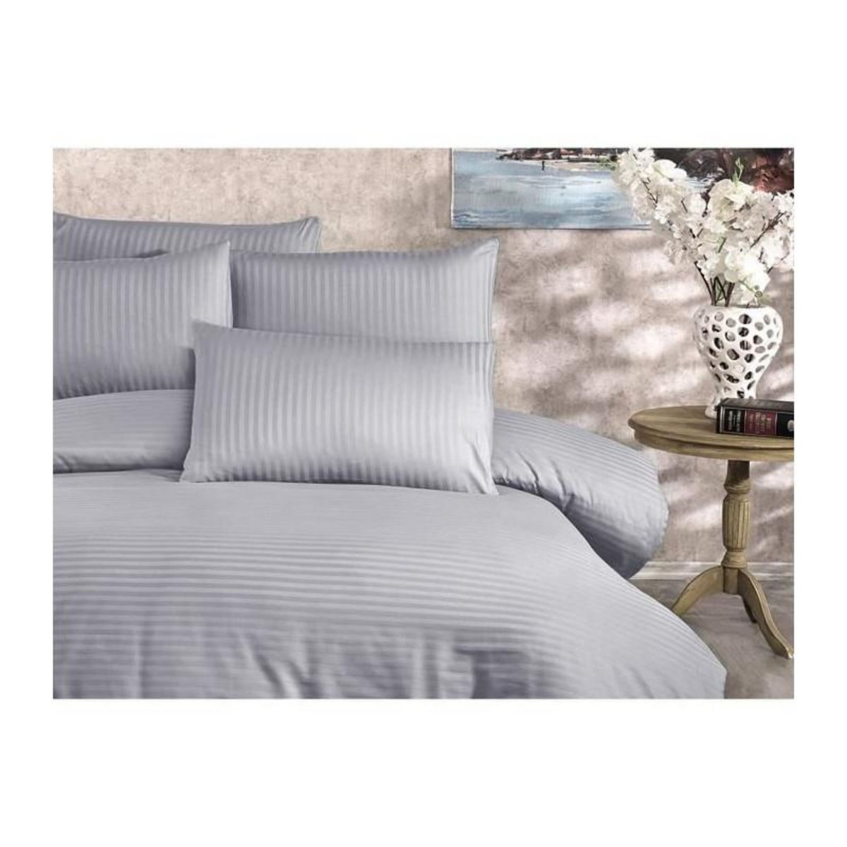 GENERIQUE Parure de lit - 1 housse de couette 220 x 240 cm + 2 taies d'oreiller 60 x 60 cm - 80% coton, 20% polyester - Gris