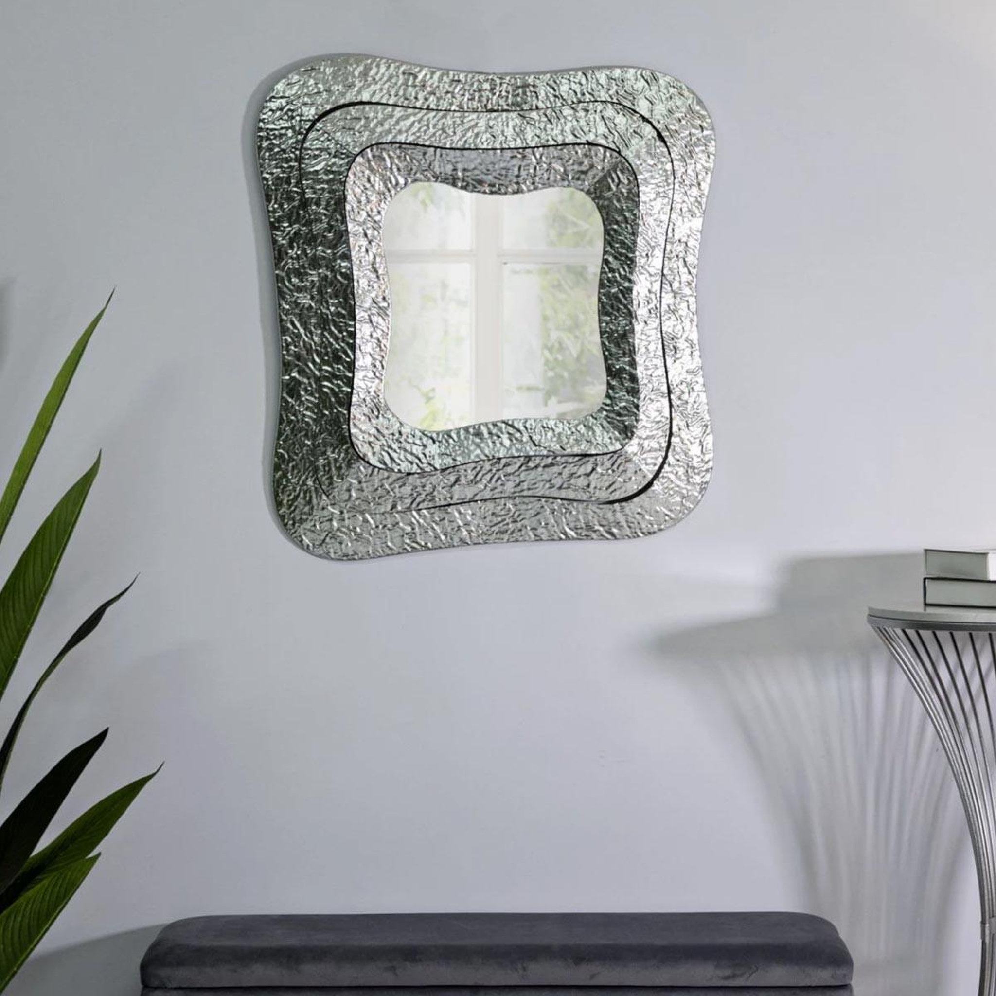 Voir la diapositive 6 : Paris Prix Miroir mural design  aury  79cm argent